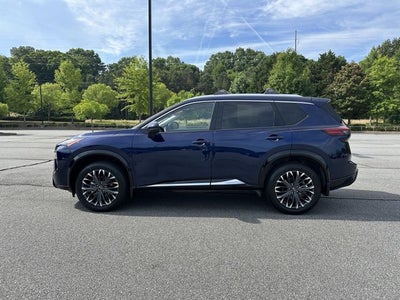 2025 Nissan Rogue Platinum