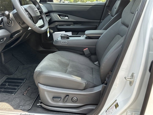 2025 Nissan Ariya EVOLVE+ e-4ORCE