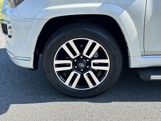 2022 Toyota 4Runner Limited w/Third Row Seating