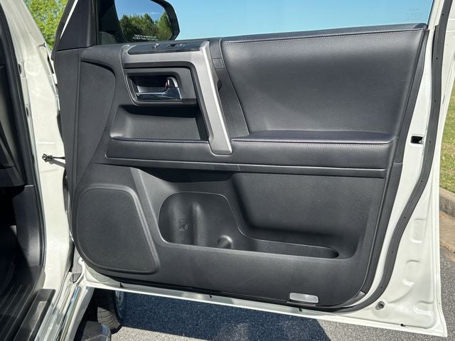 2022 Toyota 4Runner Limited w/Third Row Seating