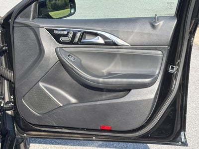 2018 INFINITI QX30 LUXE