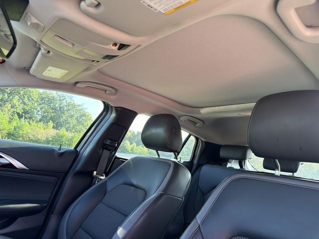 2018 INFINITI QX30 LUXE