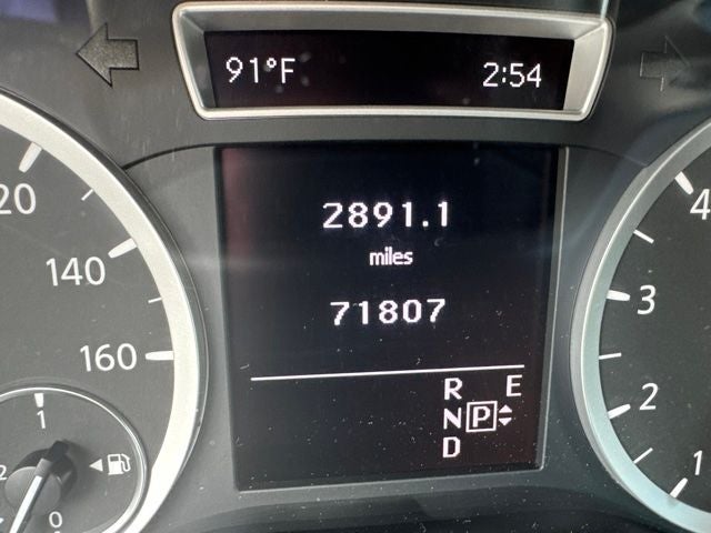 2018 INFINITI QX30 LUXE