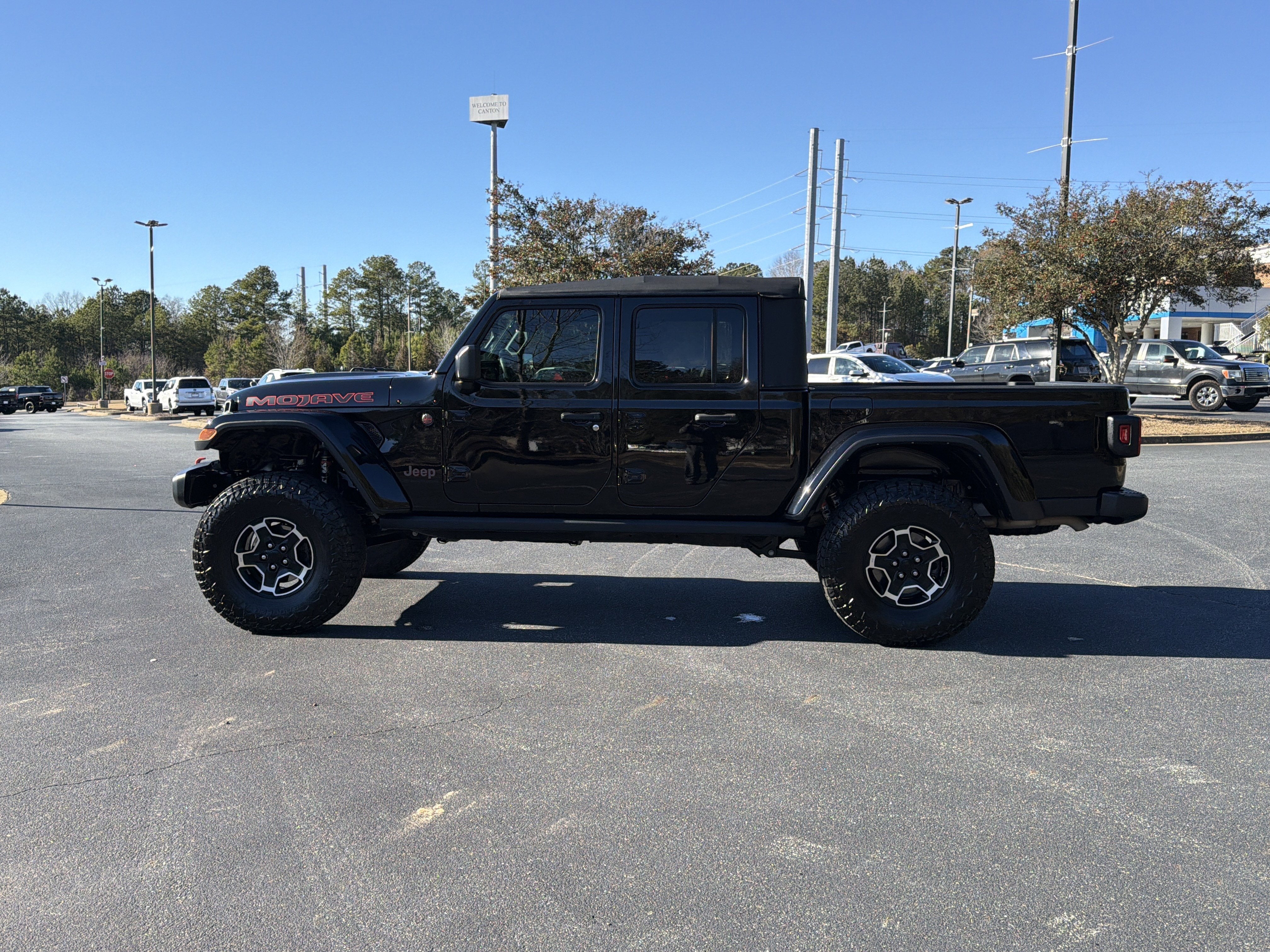 2023 Jeep Gladiator Mojave