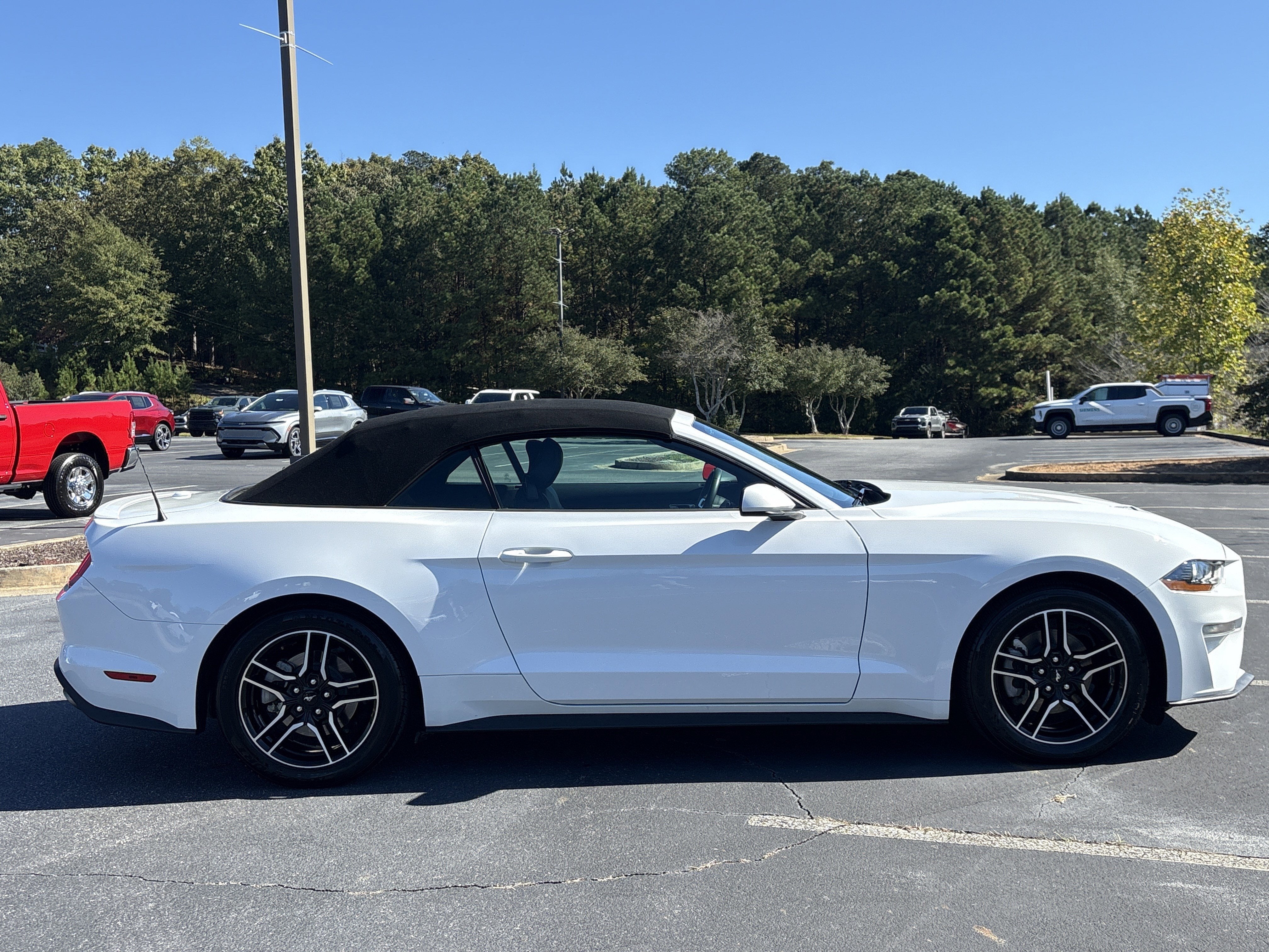 2023 Ford Mustang EcoBoost