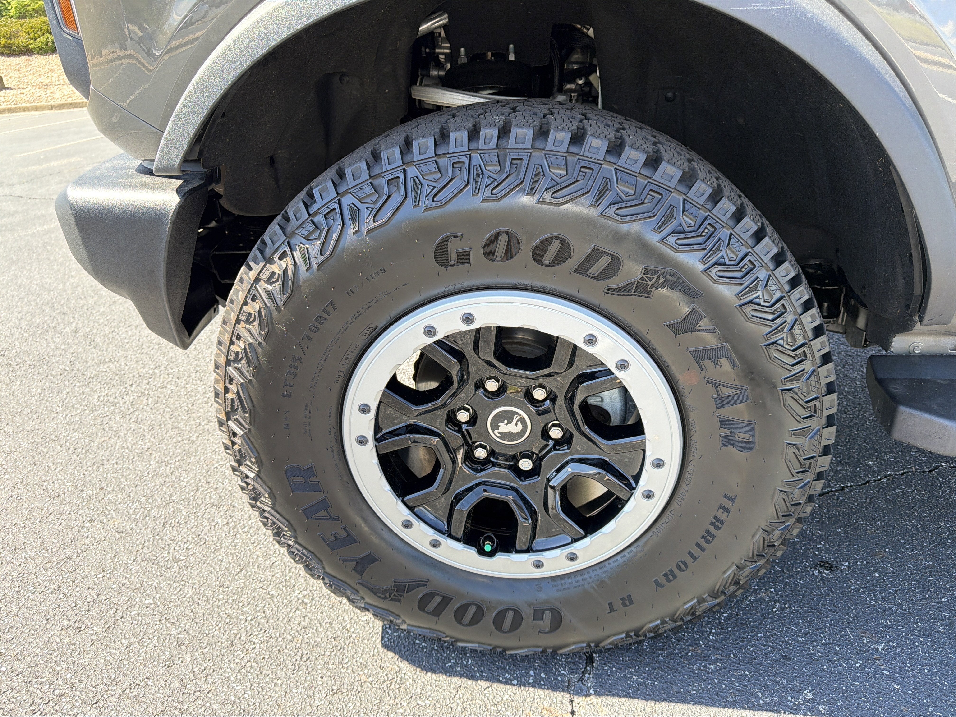 2025 Ford Bronco Base