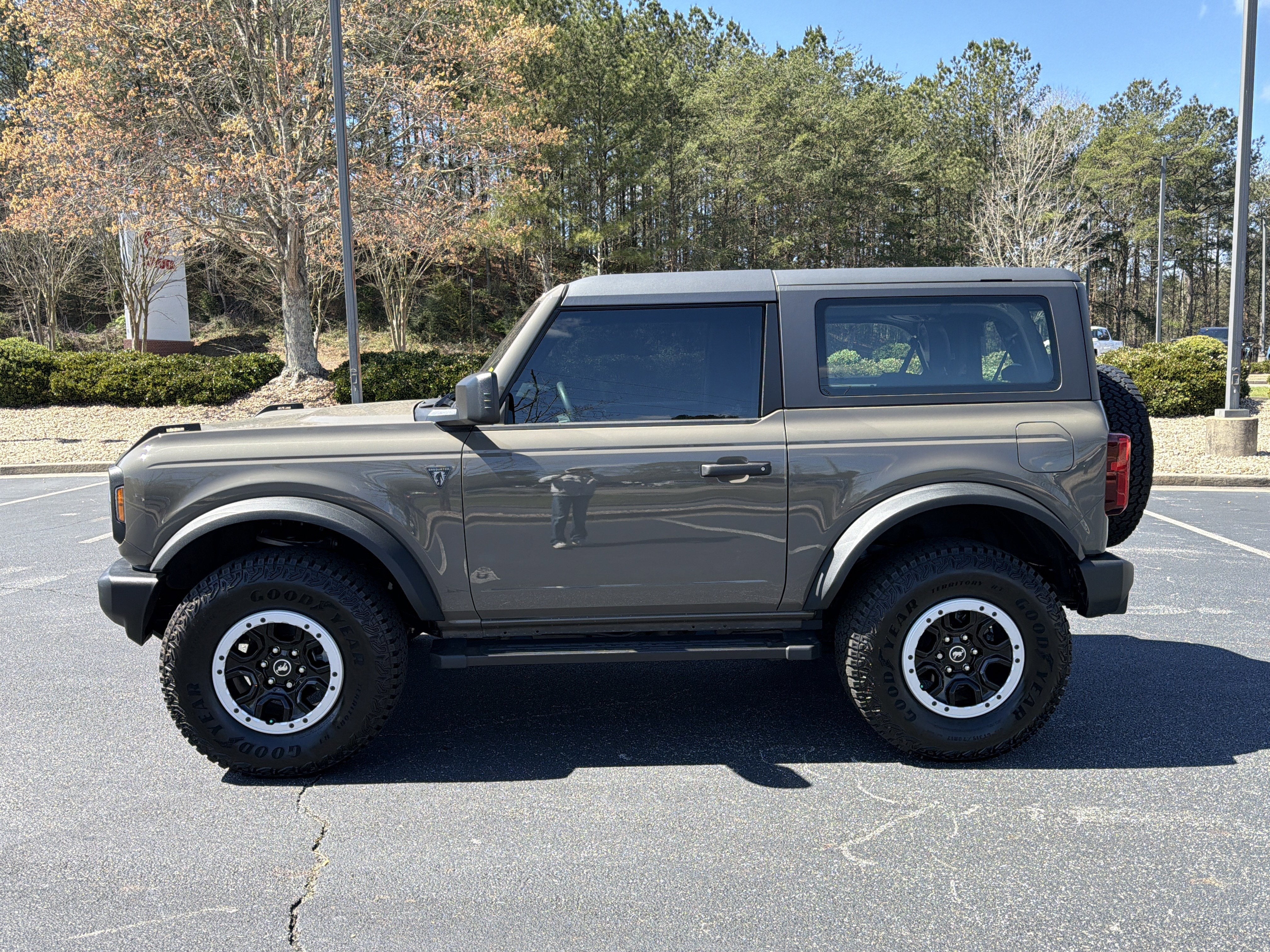2025 Ford Bronco Base