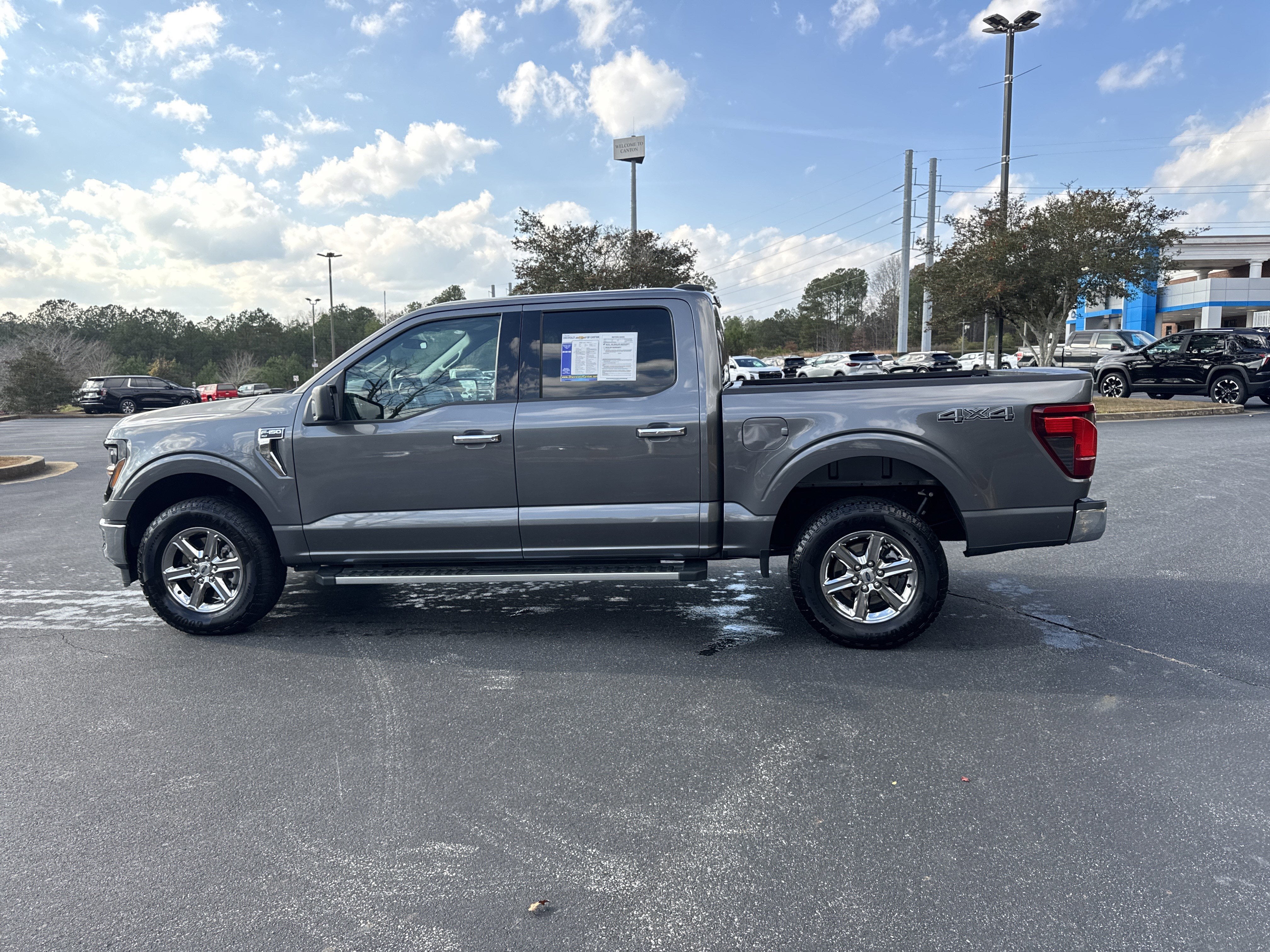 2025 Ford F-150 XLT