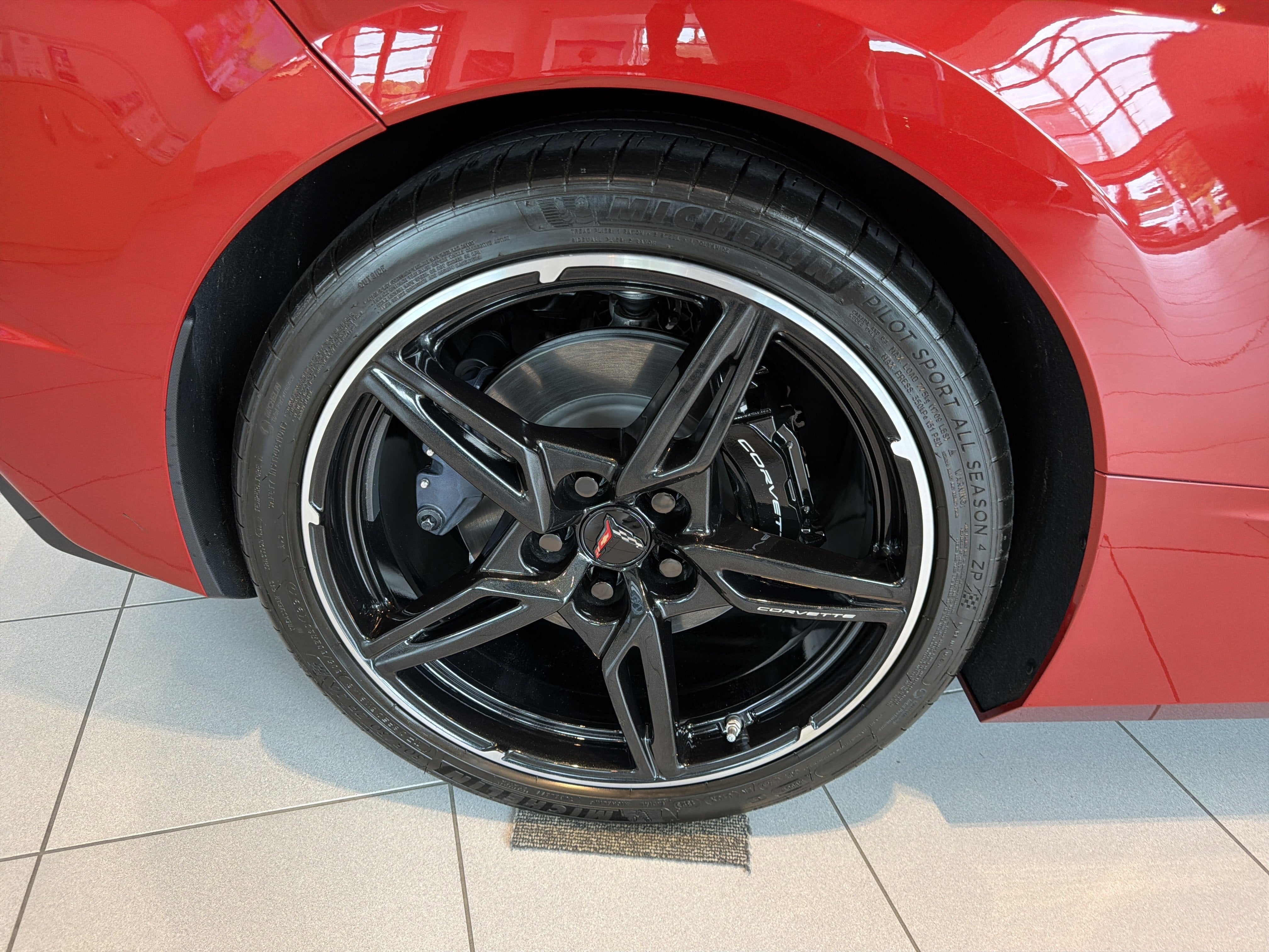 2023 Chevrolet Corvette 2LT