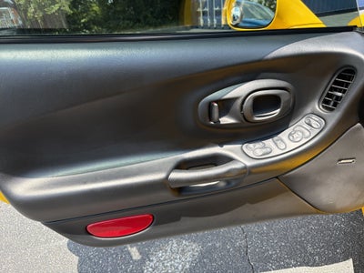 2000 Chevrolet Corvette 2DR CPE