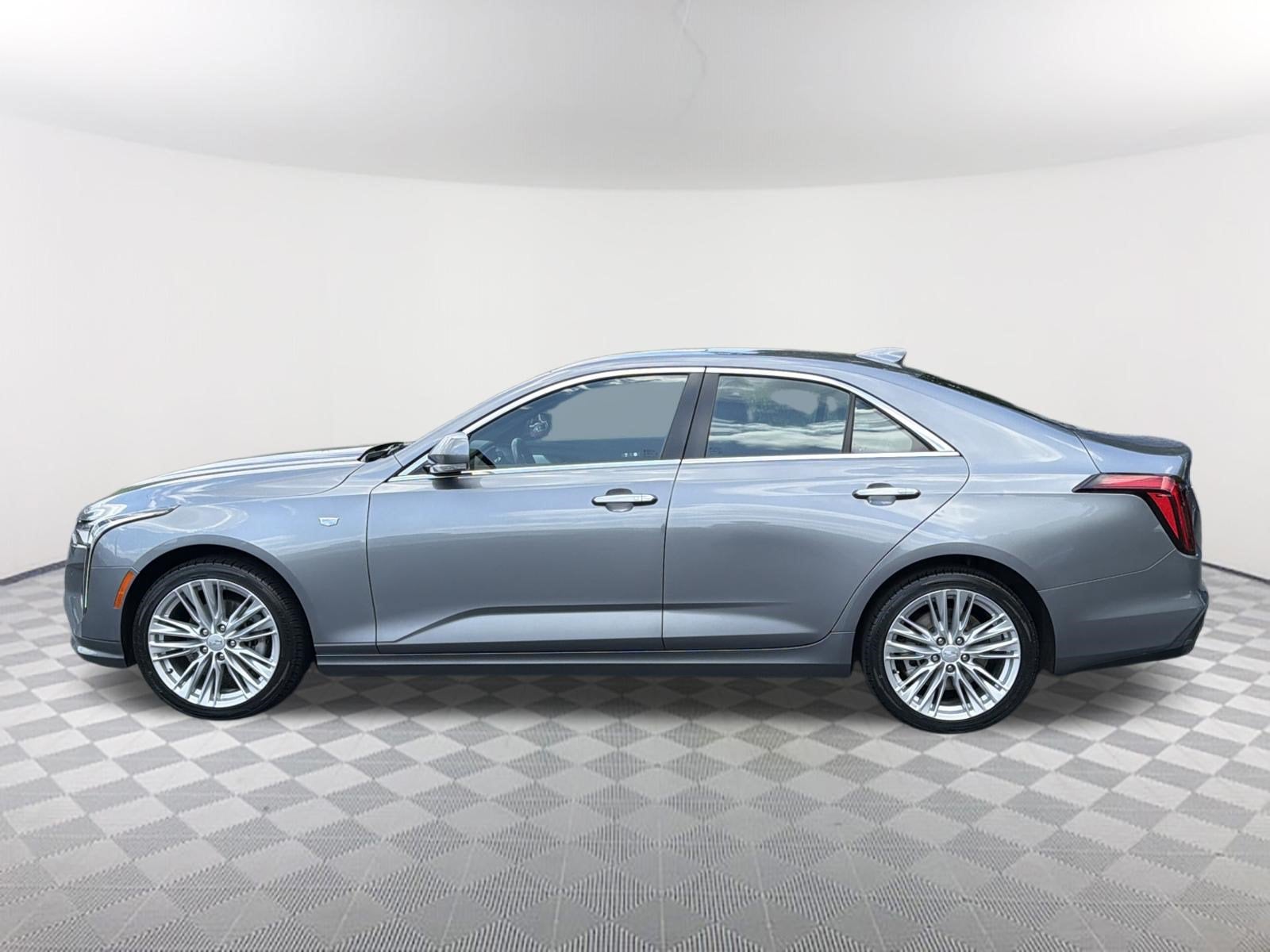 2022 Cadillac CT4 Premium Luxury