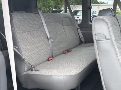 2022 Chevrolet Express Passenger LT