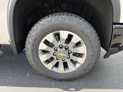2026 Chevrolet Silverado 2500HD Custom