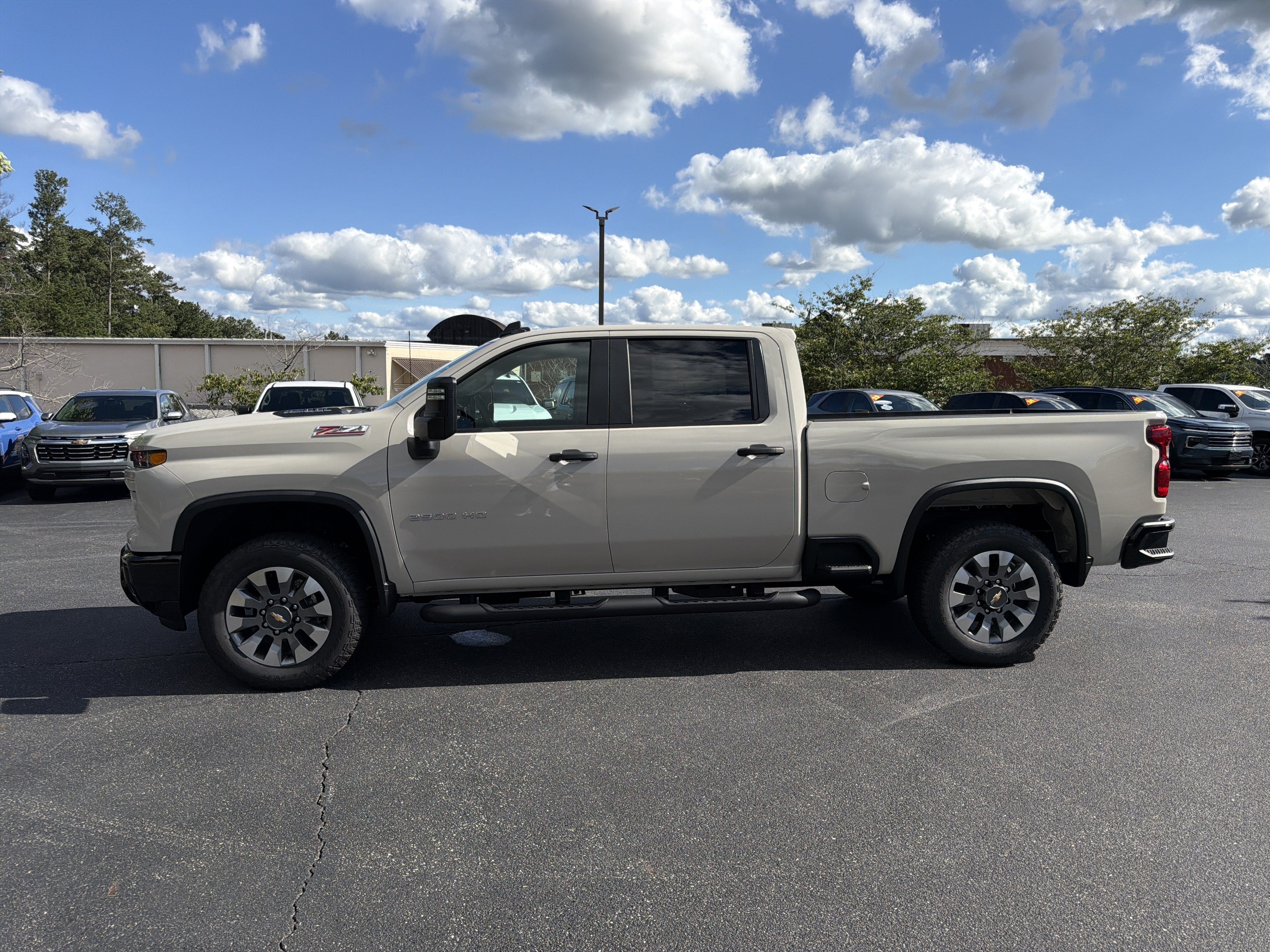 2026 Chevrolet Silverado 2500HD Custom