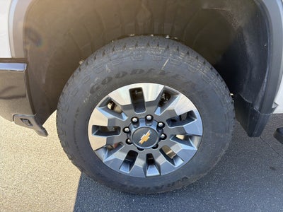 2026 Chevrolet Silverado 2500HD Custom