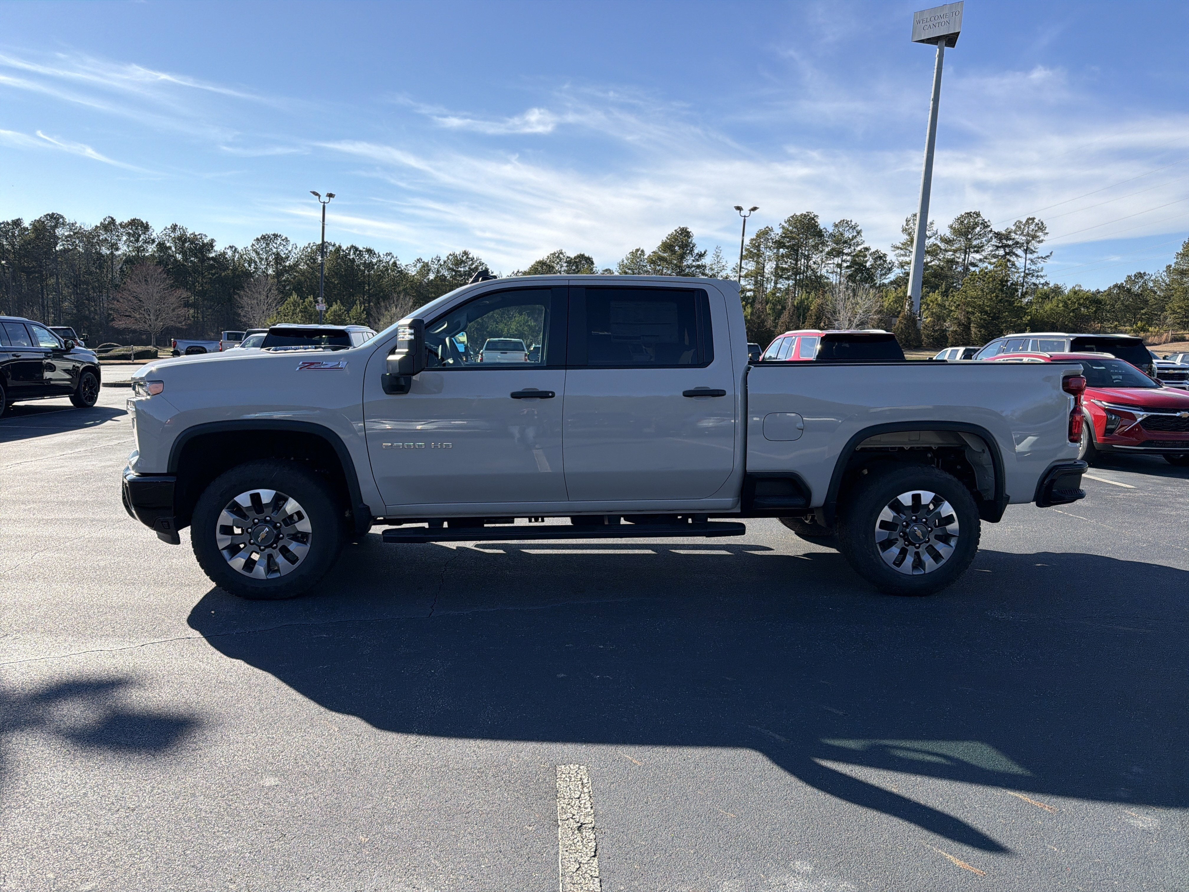 2026 Chevrolet Silverado 2500HD Custom