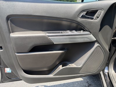 2022 Chevrolet Colorado 2WD LT