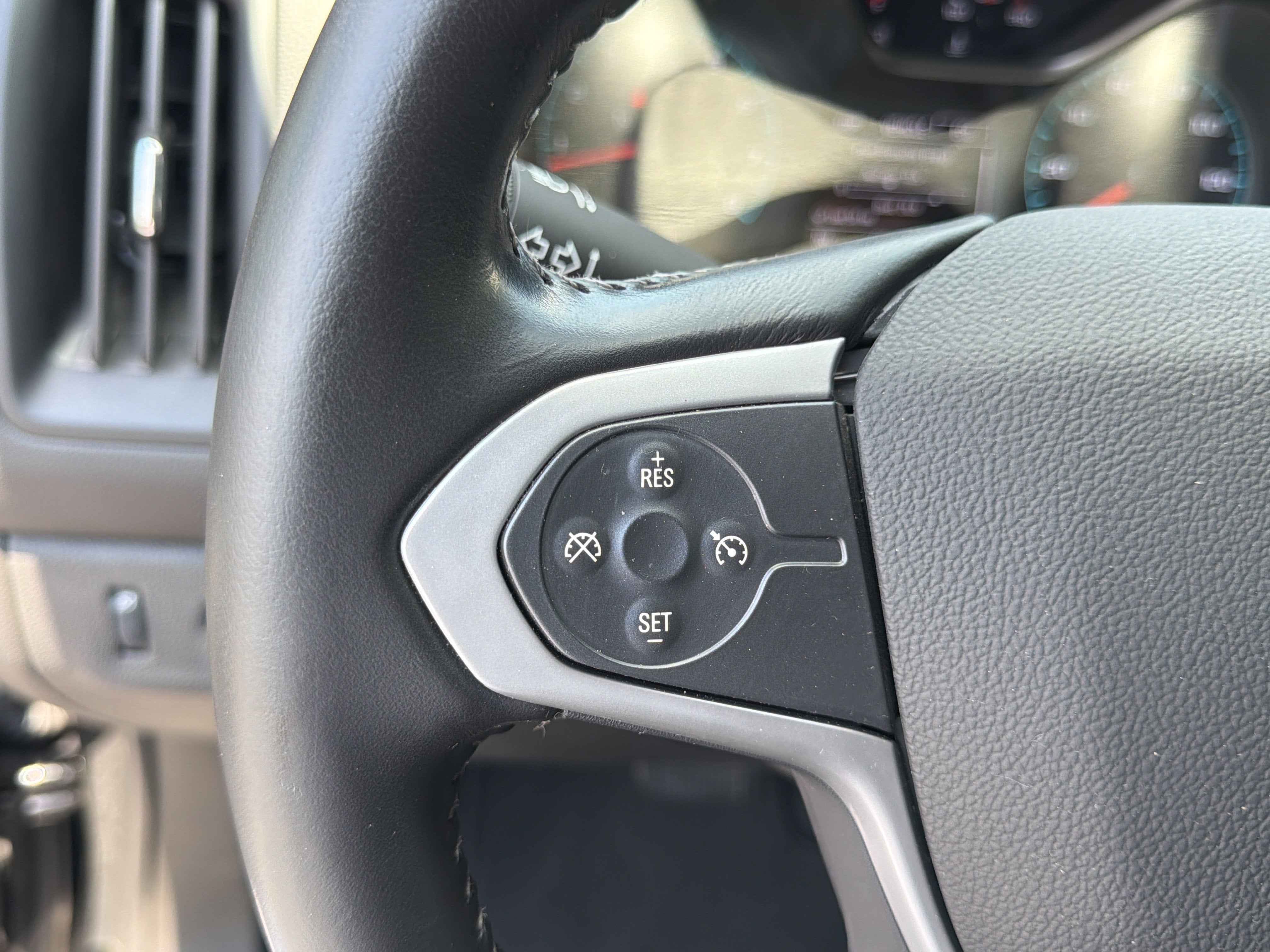 2022 Chevrolet Colorado 2WD LT