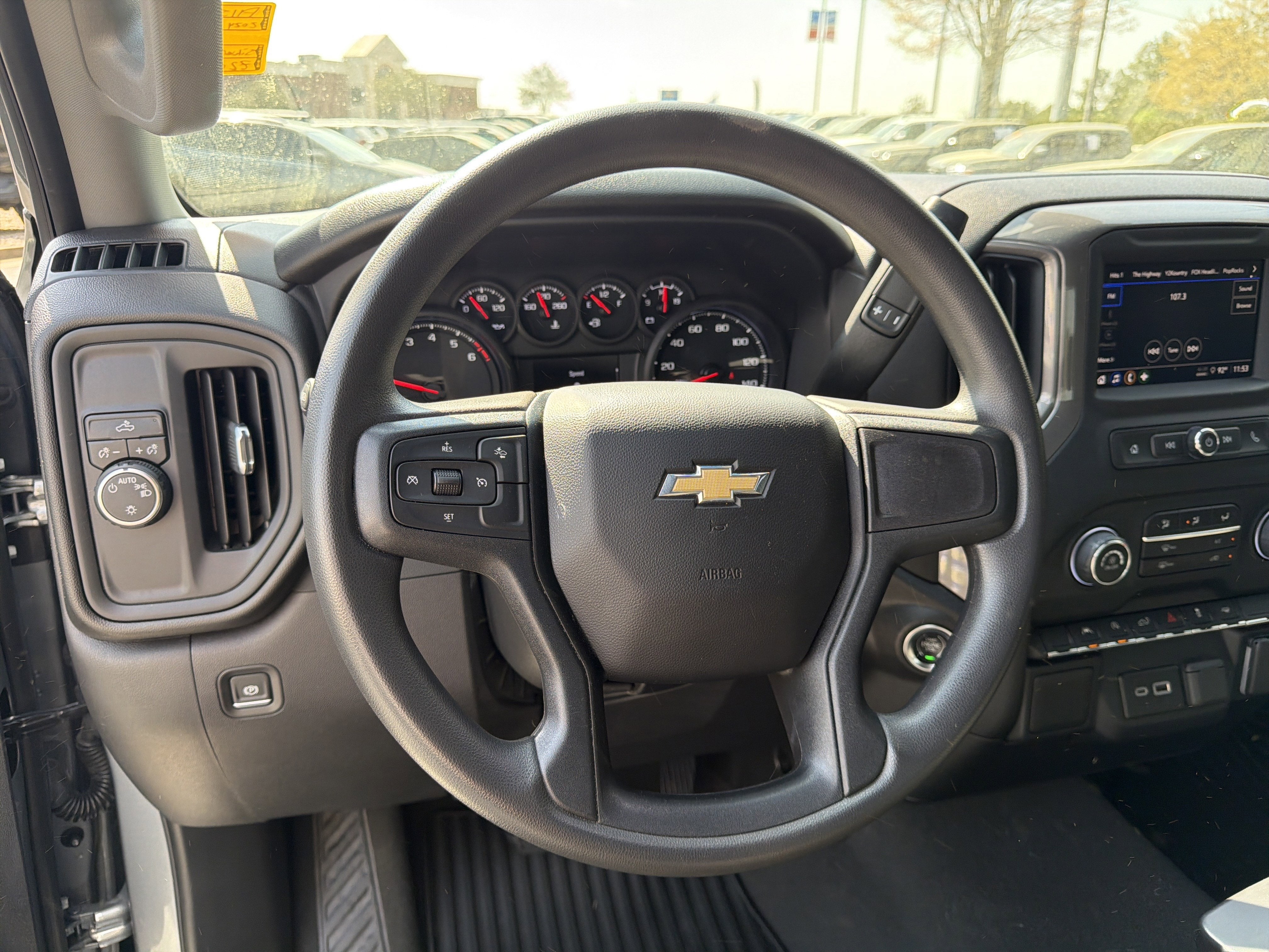 2024 Chevrolet Silverado 1500 Custom
