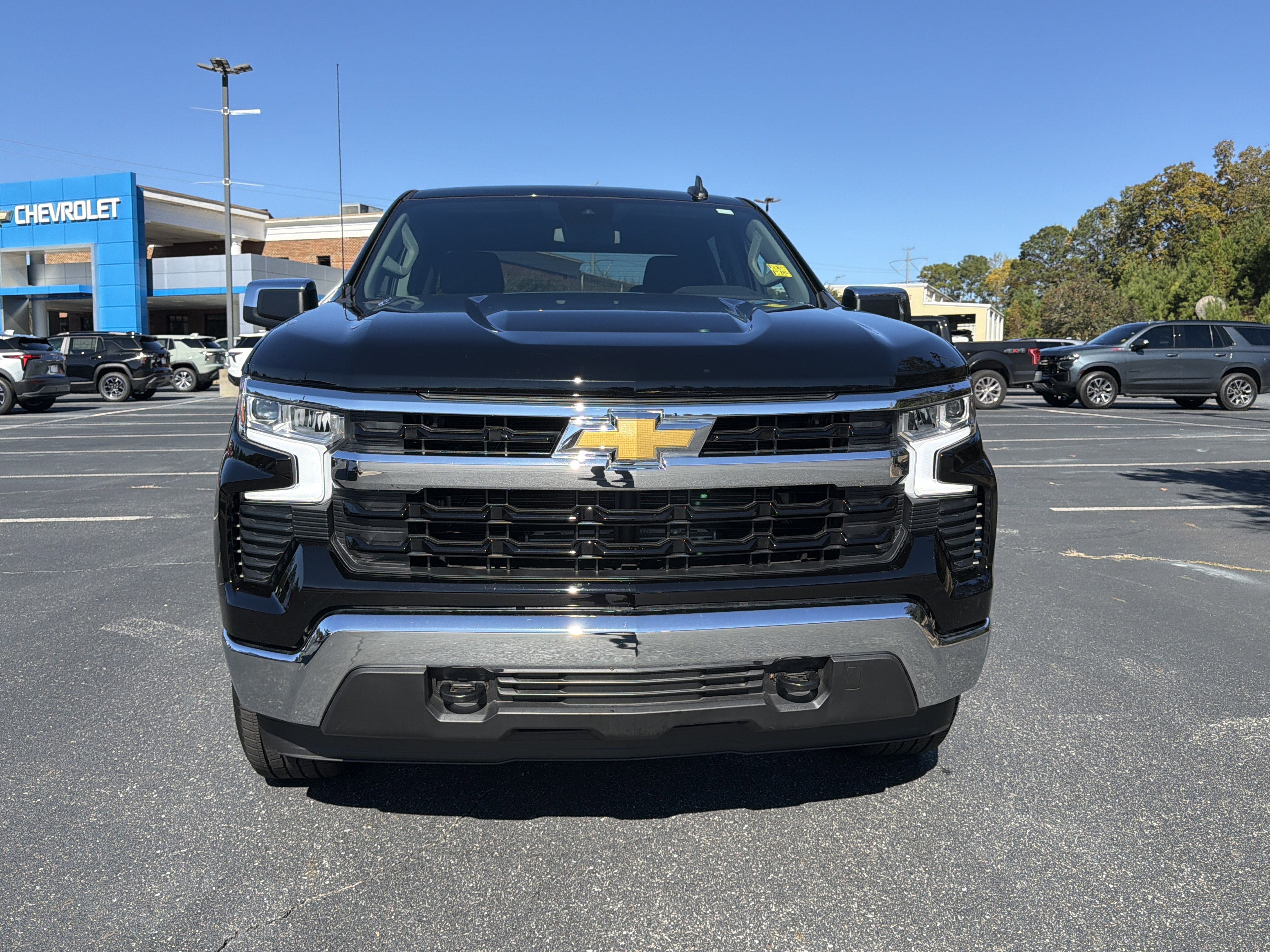 2025 Chevrolet Silverado 1500 LT