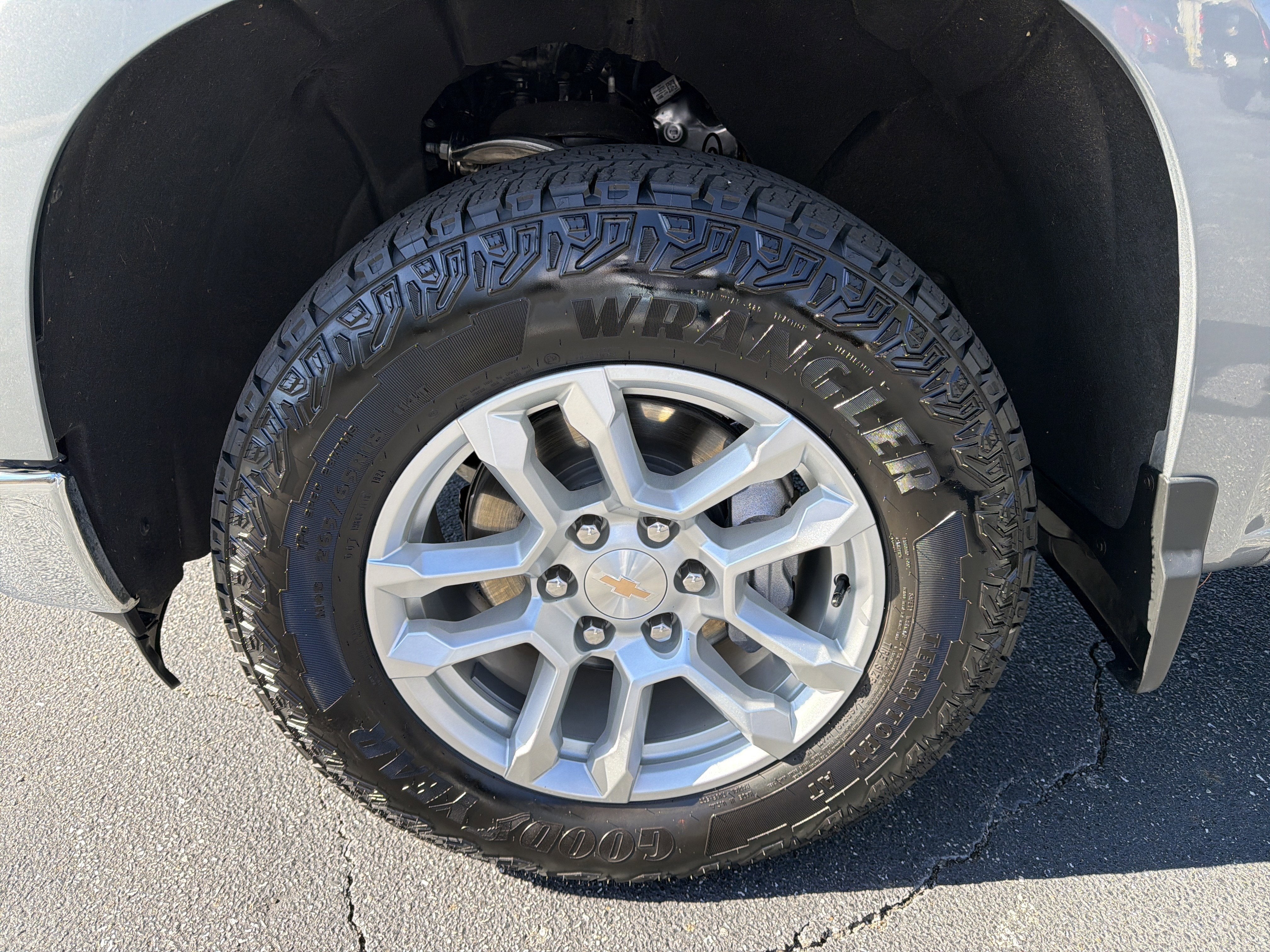 2025 Chevrolet Silverado 1500 LT