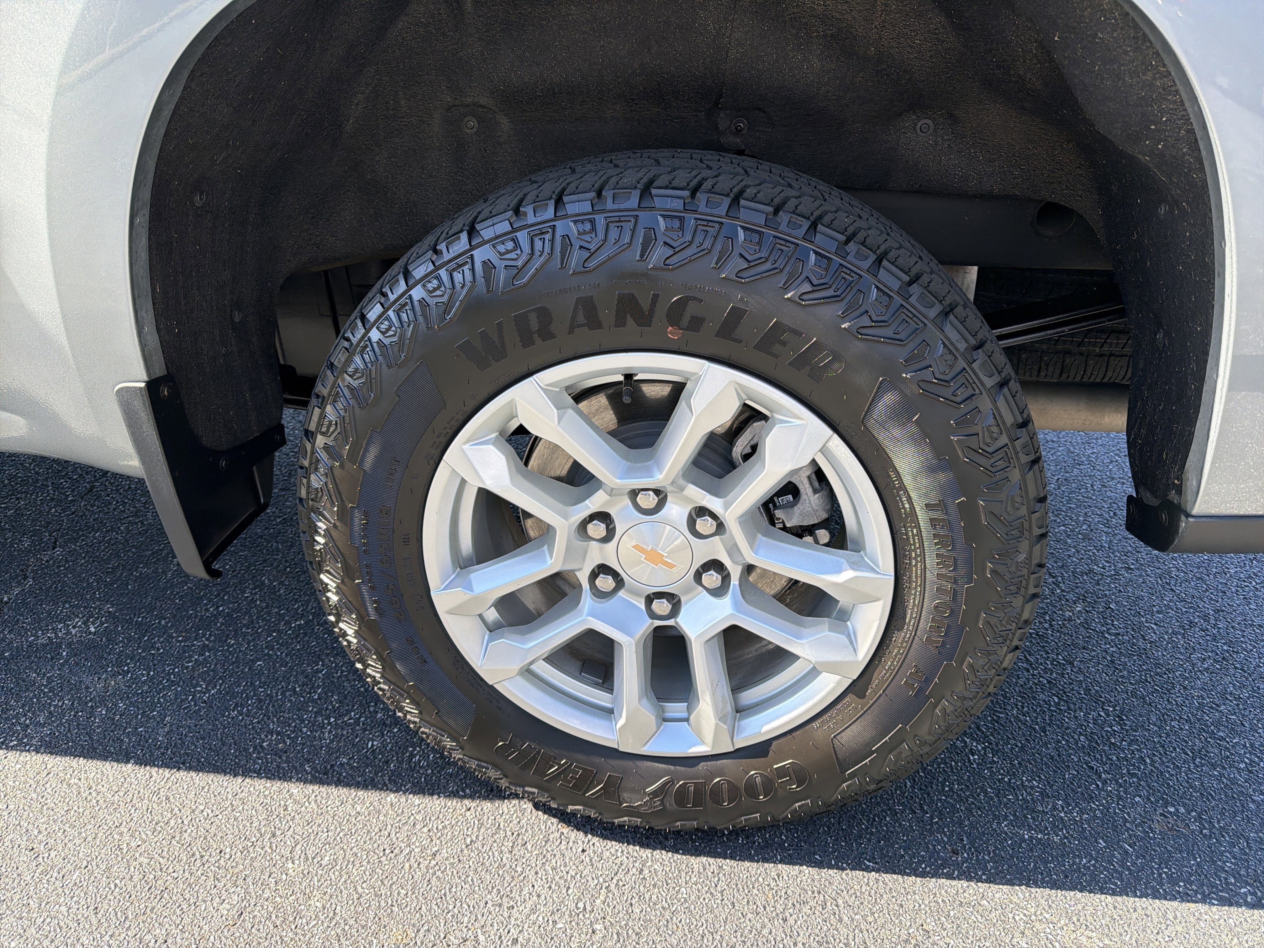 2025 Chevrolet Silverado 1500 LT