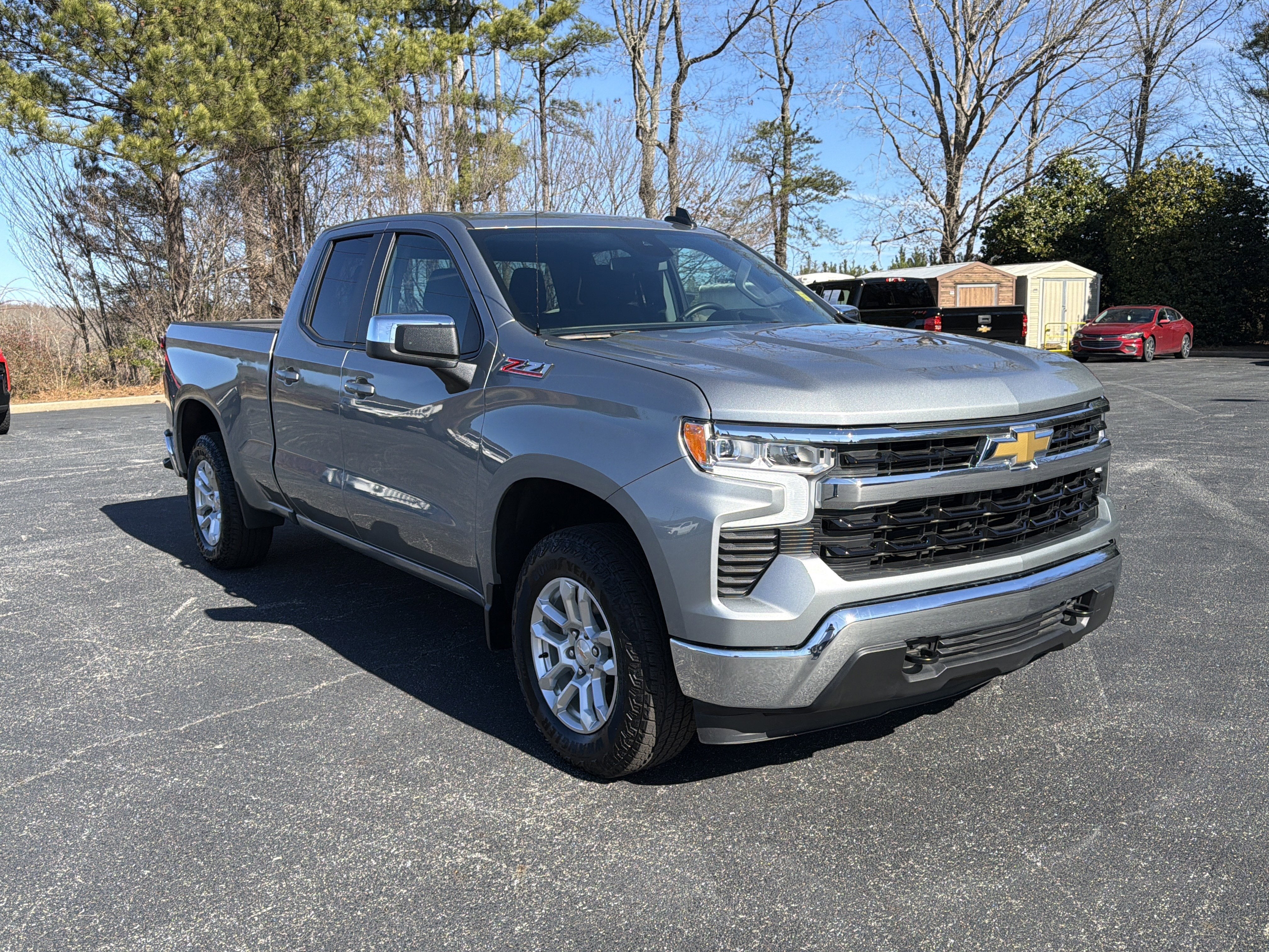 2025 Chevrolet Silverado 1500 LT