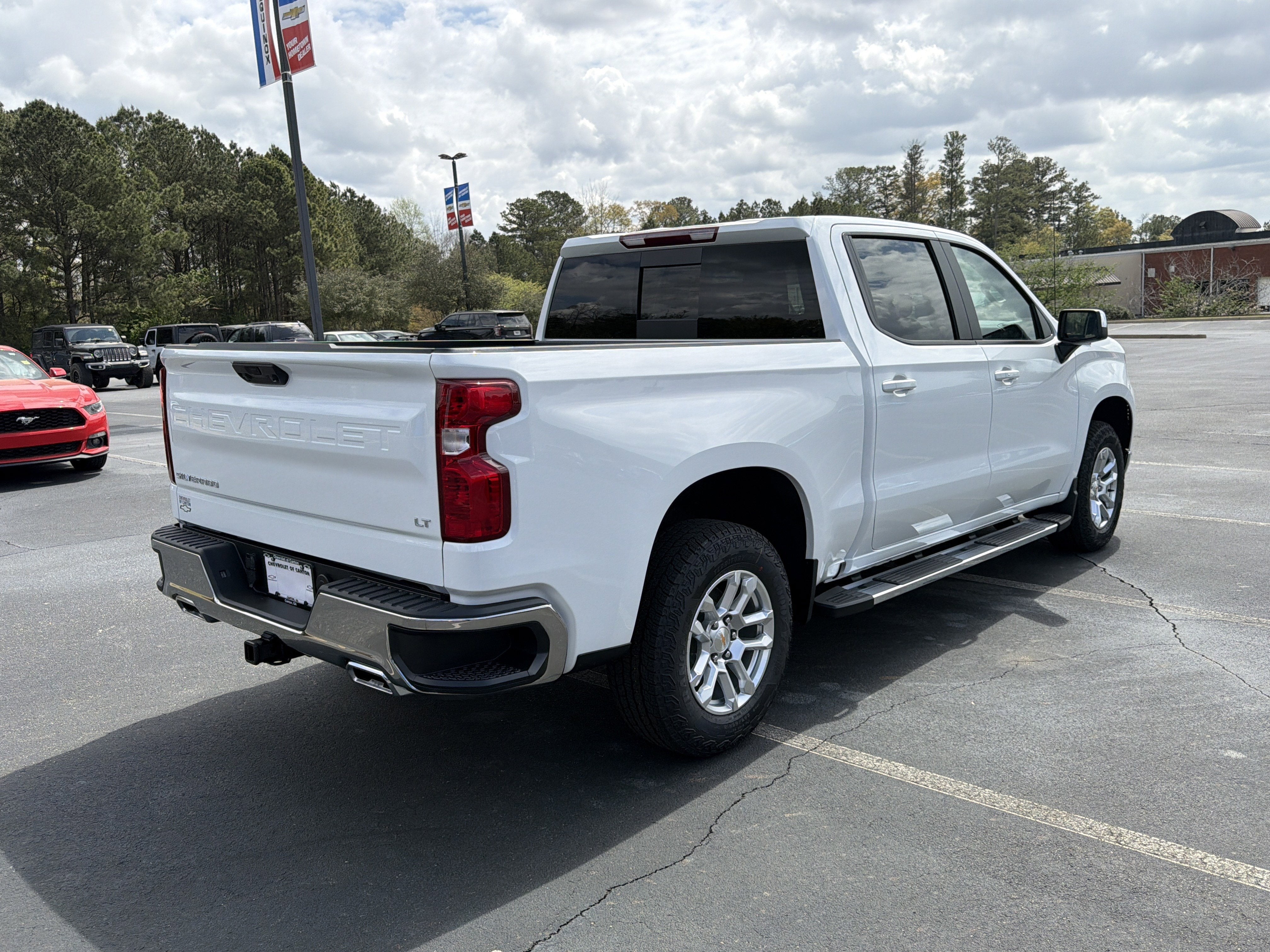 2026 Chevrolet Silverado 1500 LT