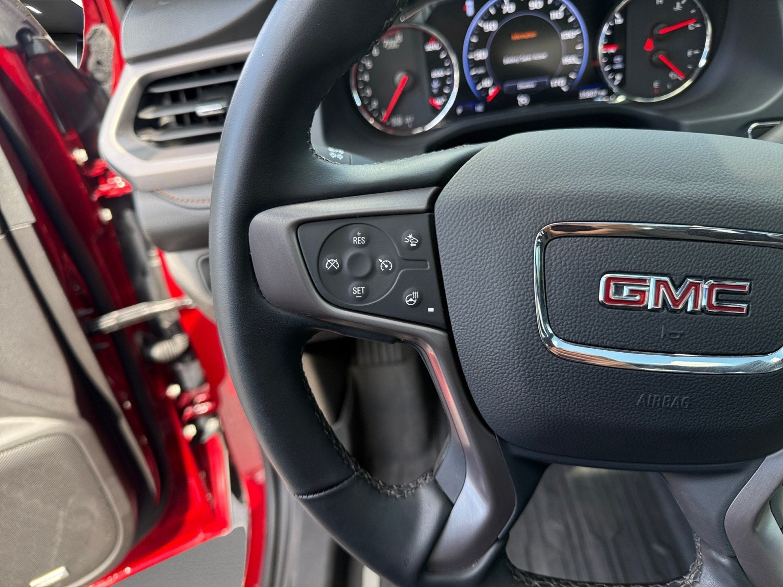 2023 GMC Acadia AT4