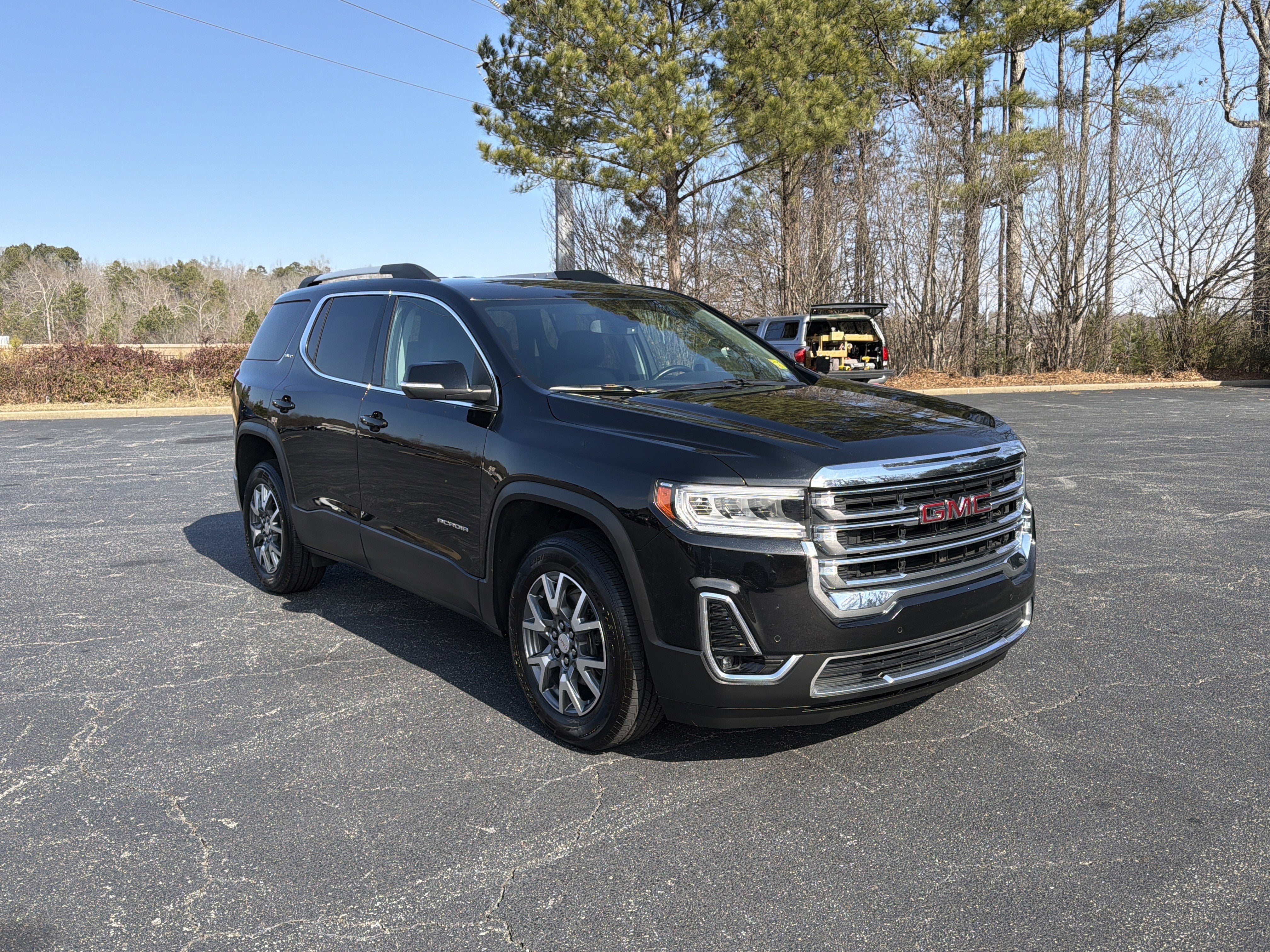2023 GMC Acadia SLT