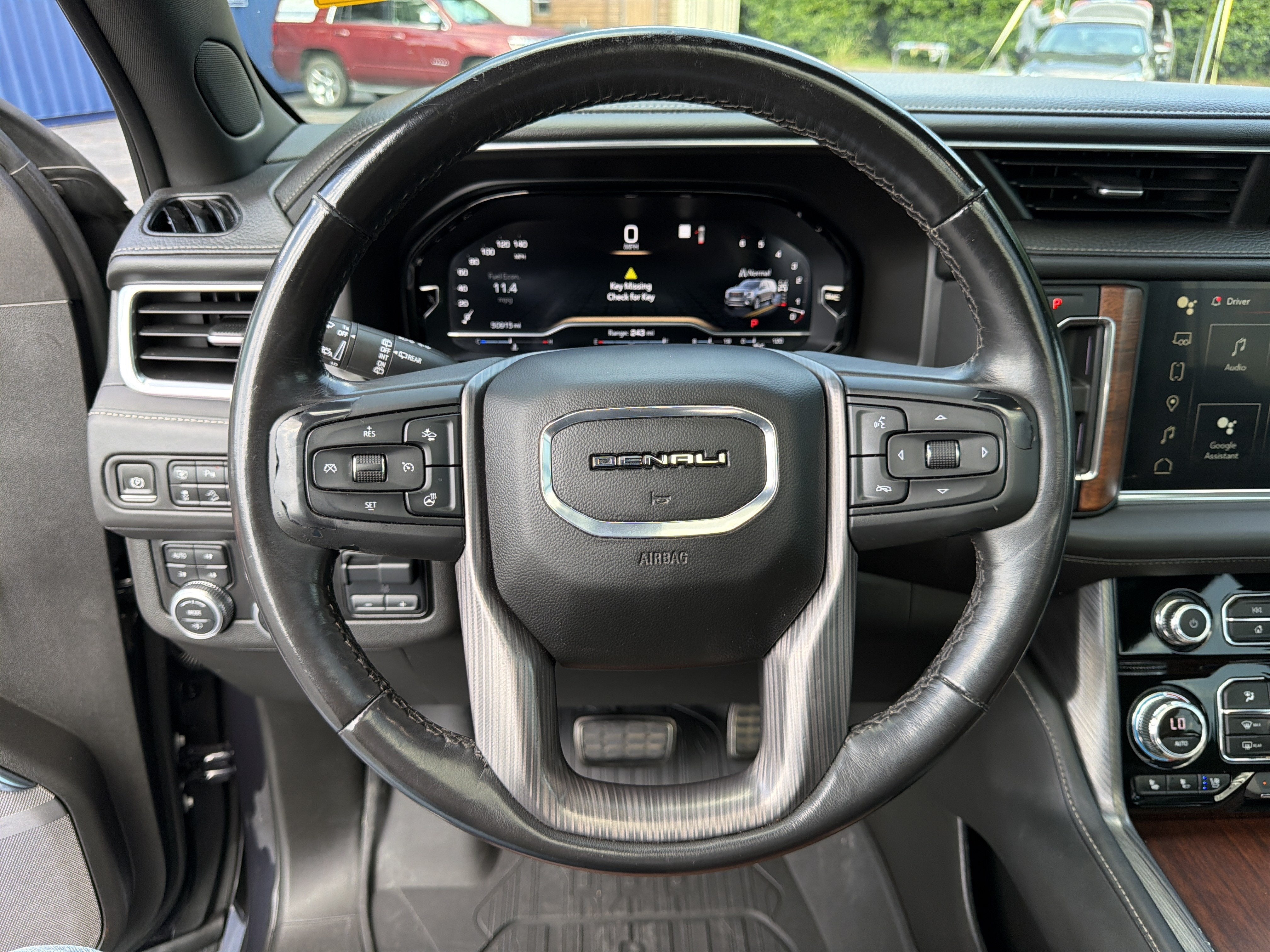 2023 GMC Yukon Denali Ultimate