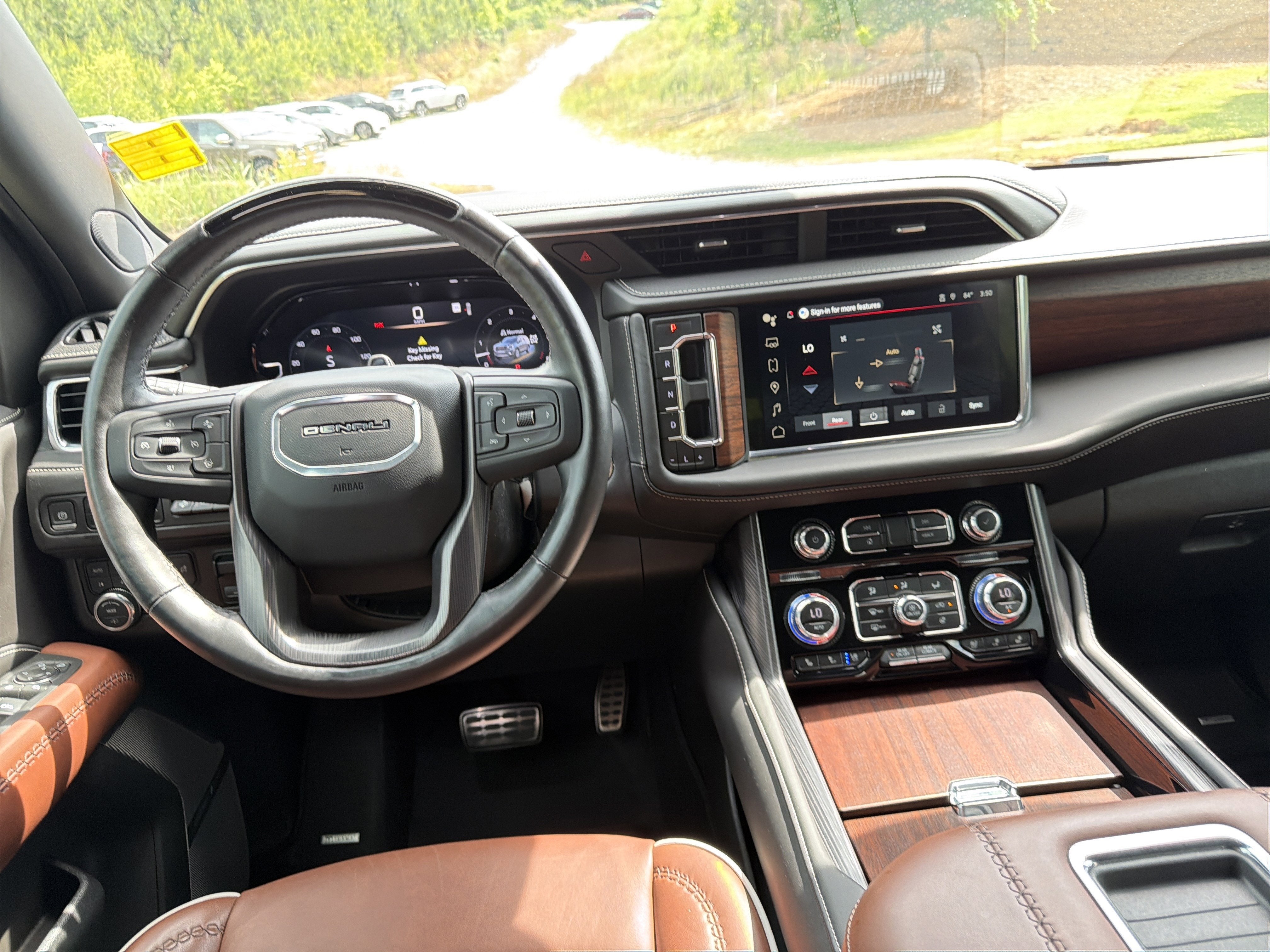 2023 GMC Yukon Denali Ultimate