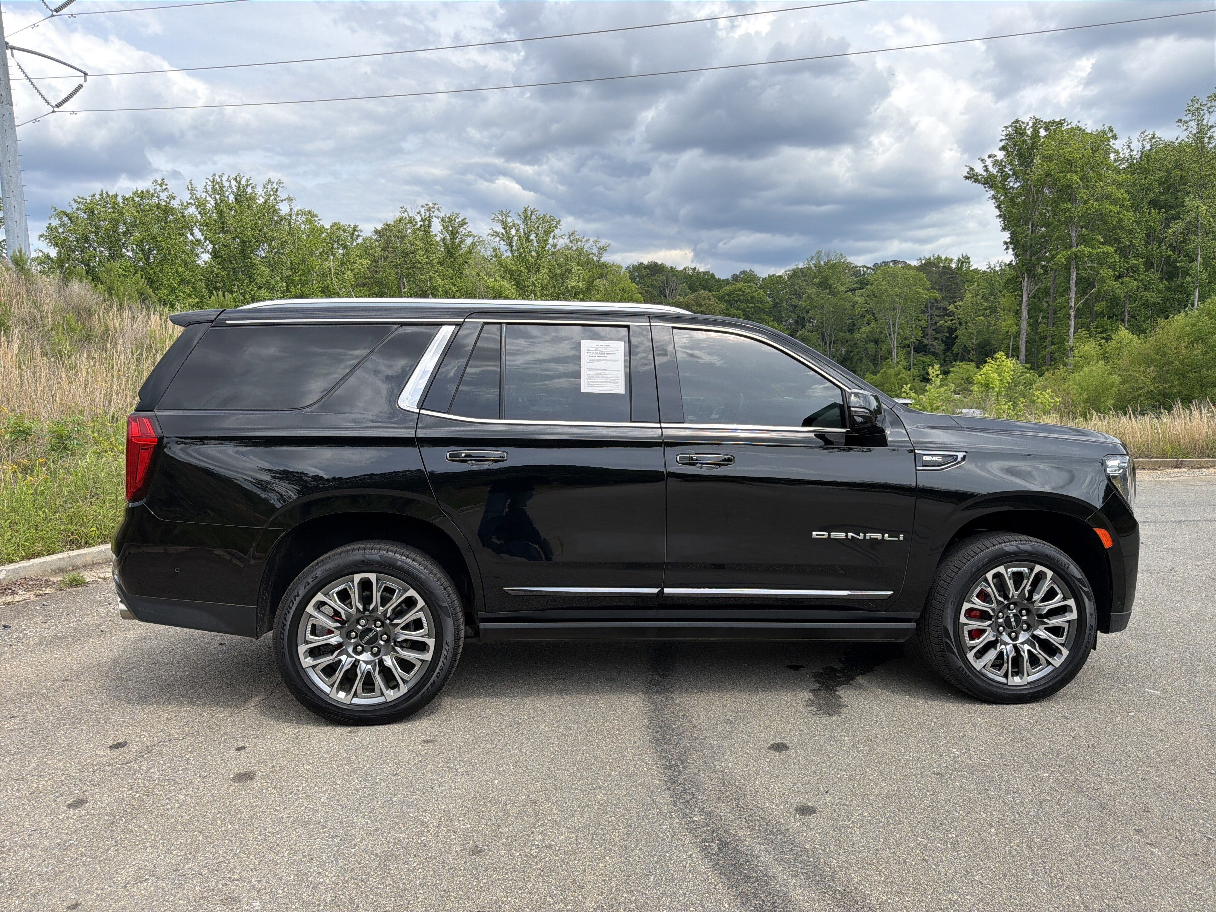 2023 GMC Yukon Denali Ultimate