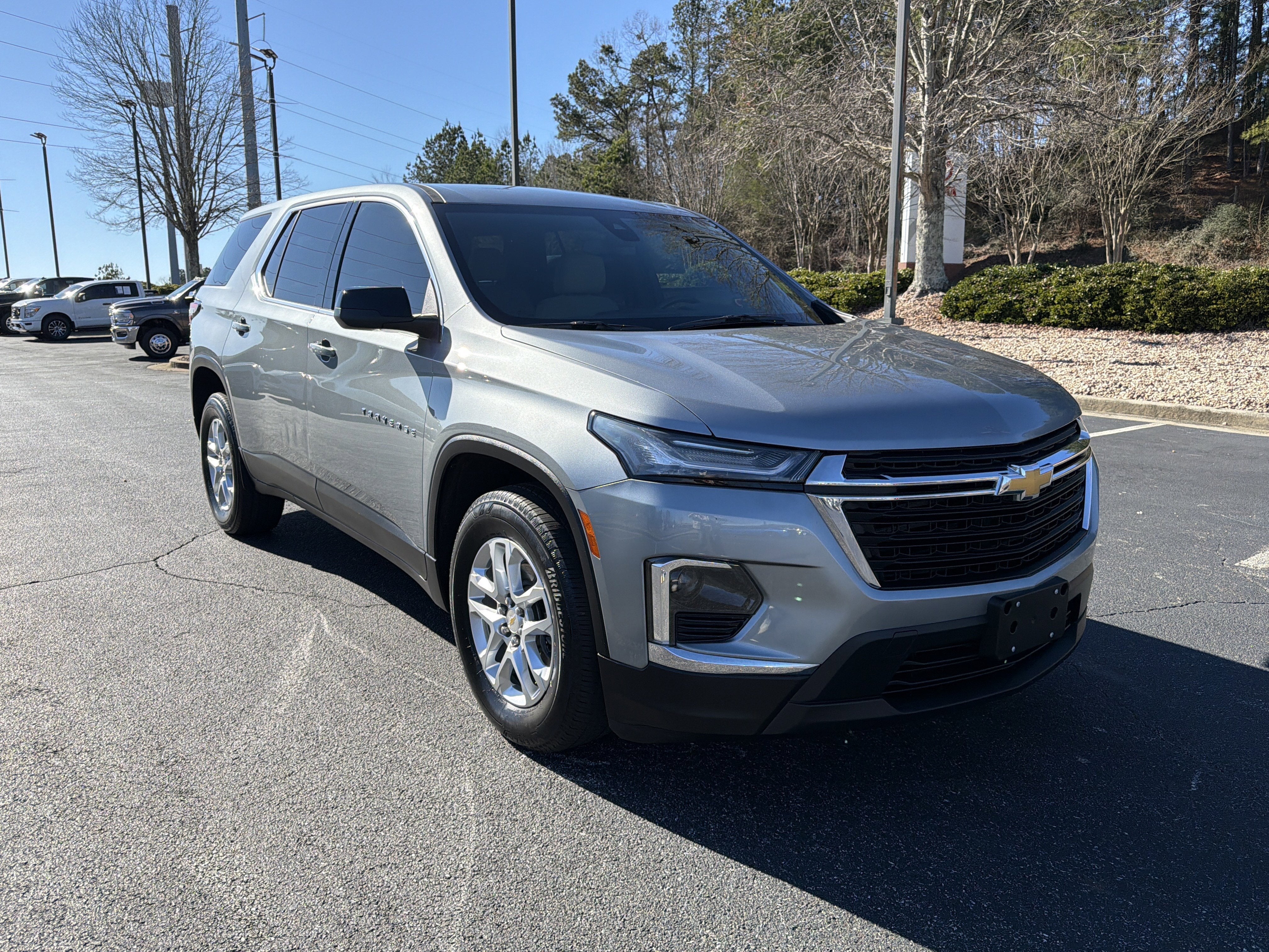 2023 Chevrolet Traverse LS