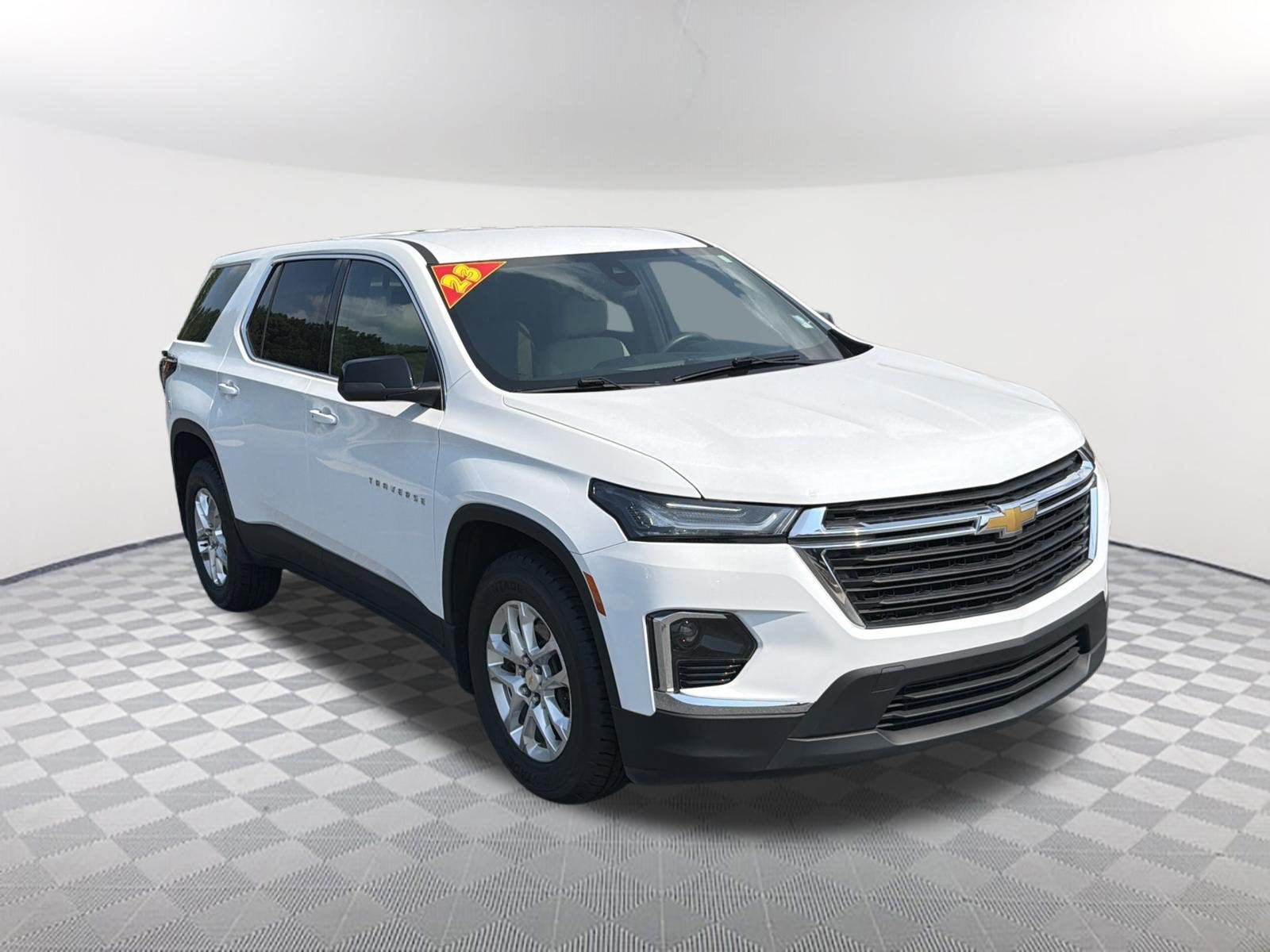 2023 Chevrolet Traverse LS