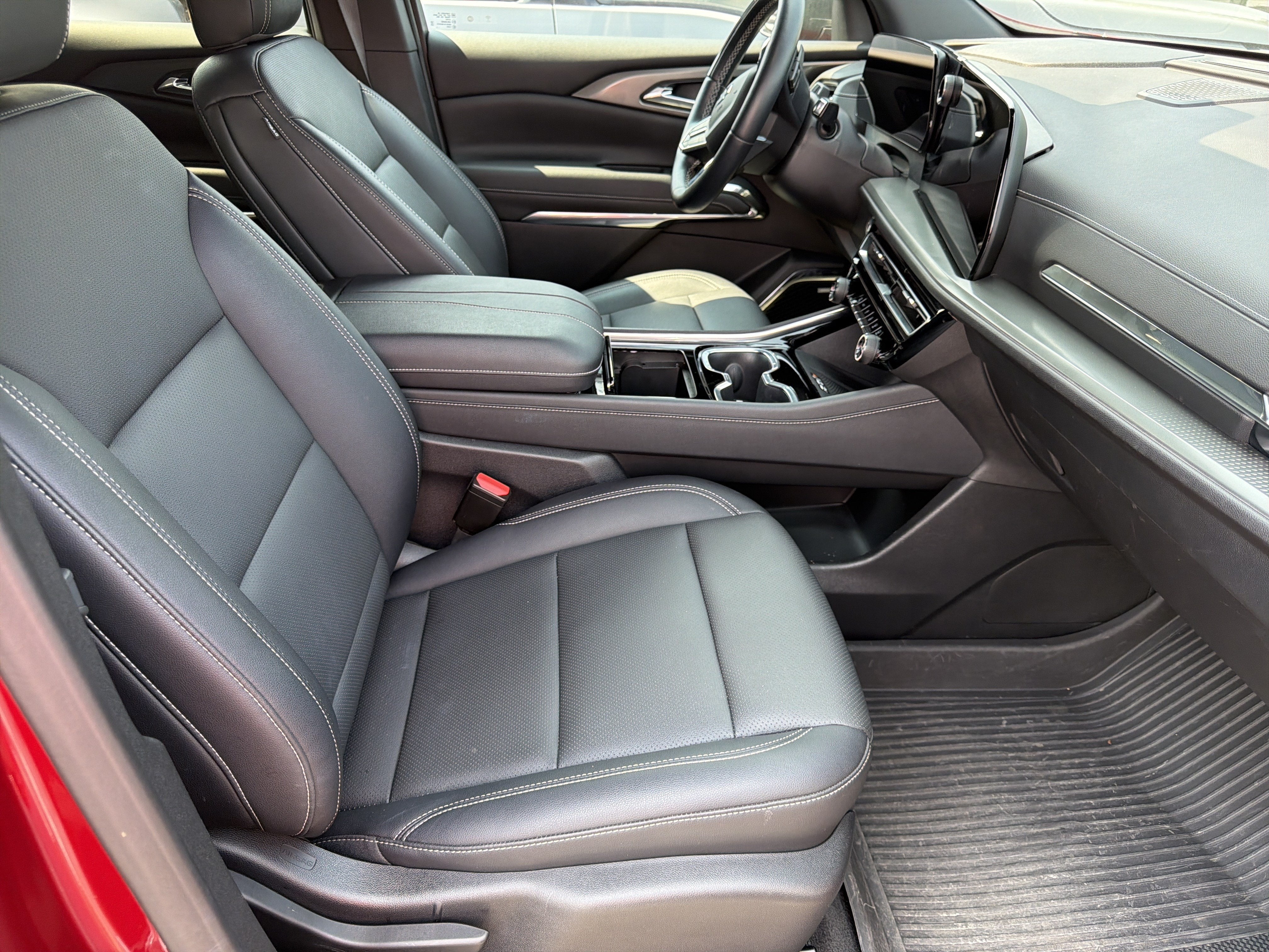 2024 Chevrolet Traverse FWD LT