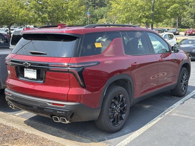2024 Chevrolet Traverse FWD LT