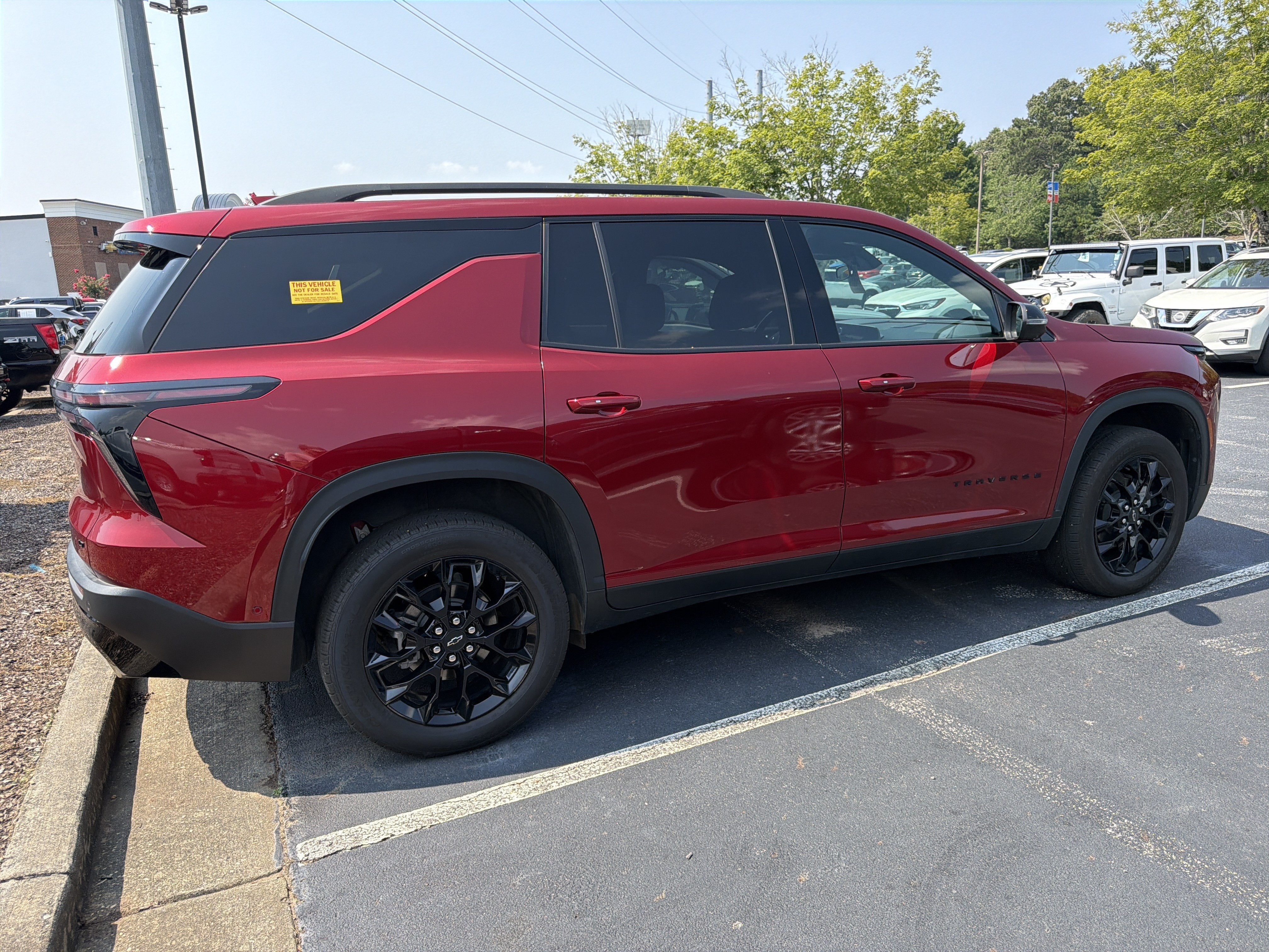 2024 Chevrolet Traverse FWD LT