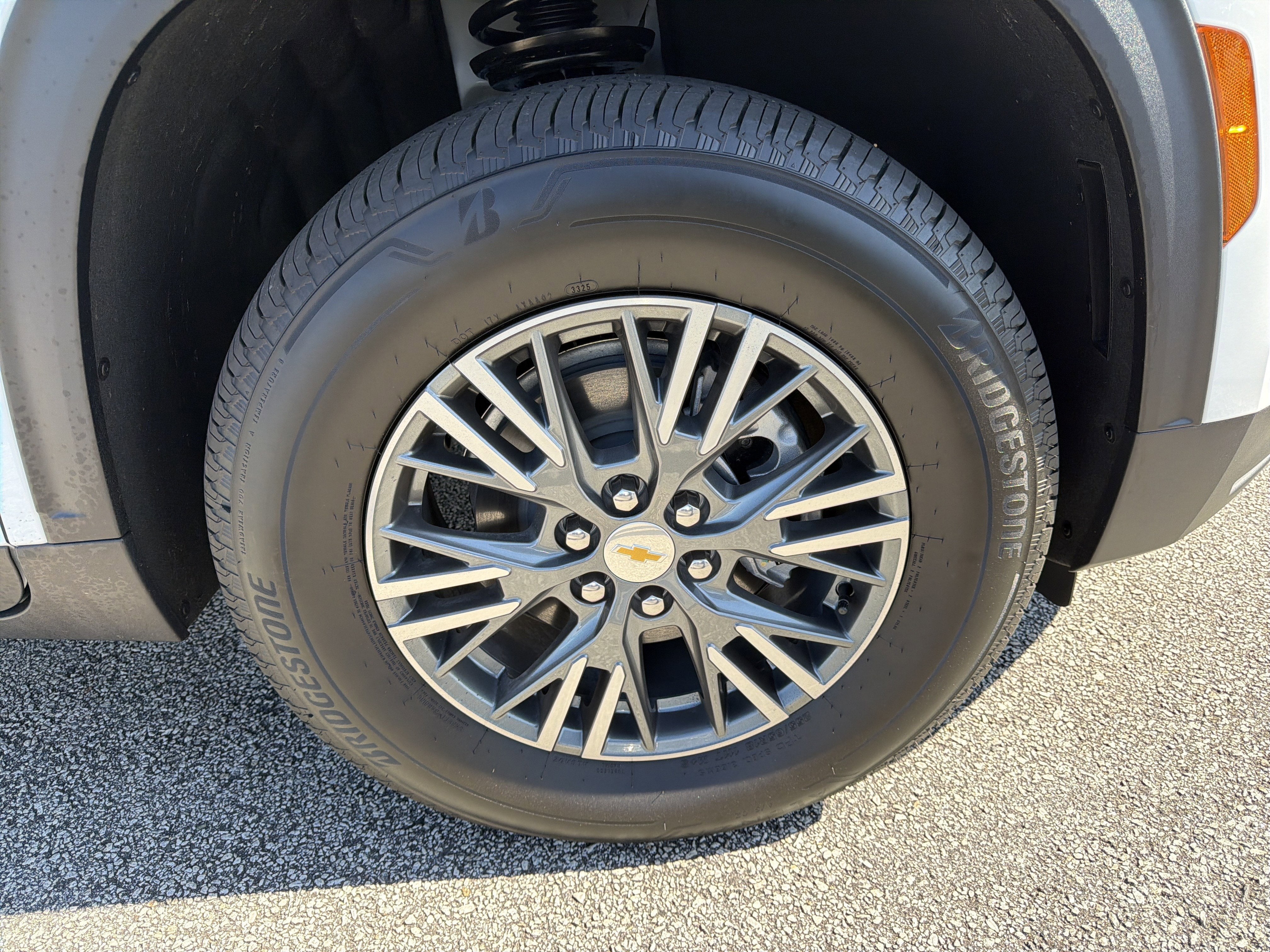 2026 Chevrolet Traverse FWD LT