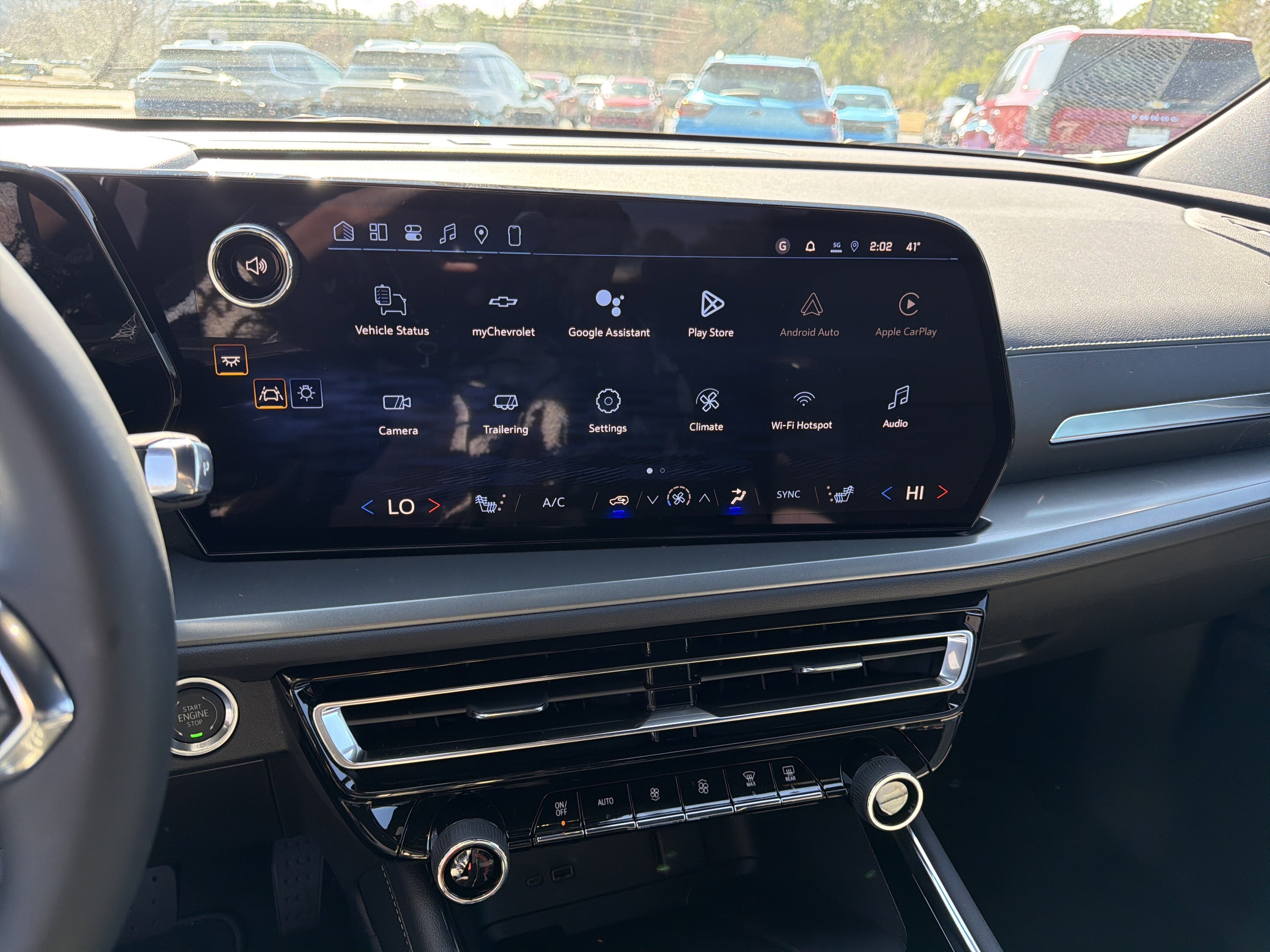 2026 Chevrolet Traverse FWD LT