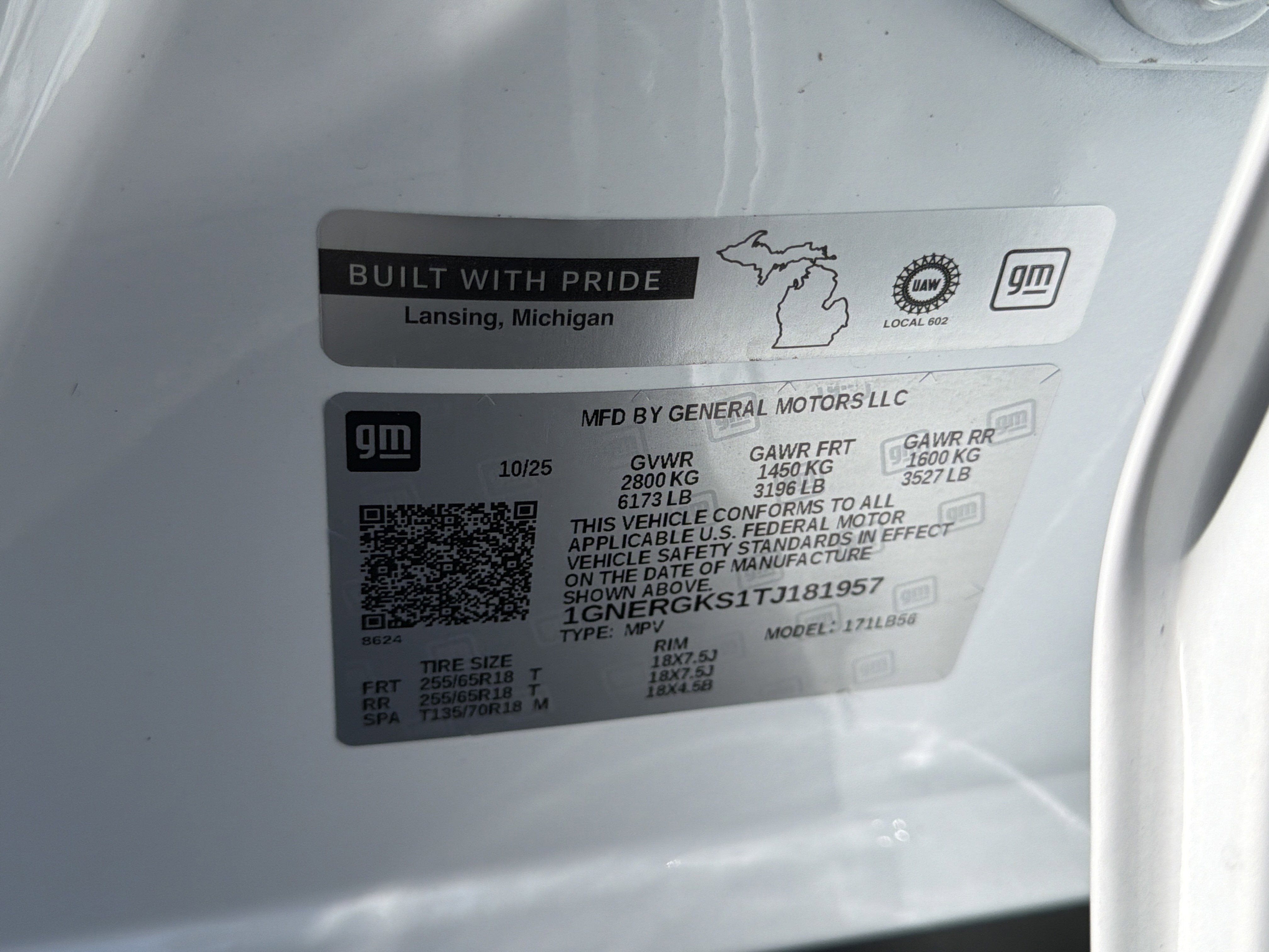 2026 Chevrolet Traverse FWD LT