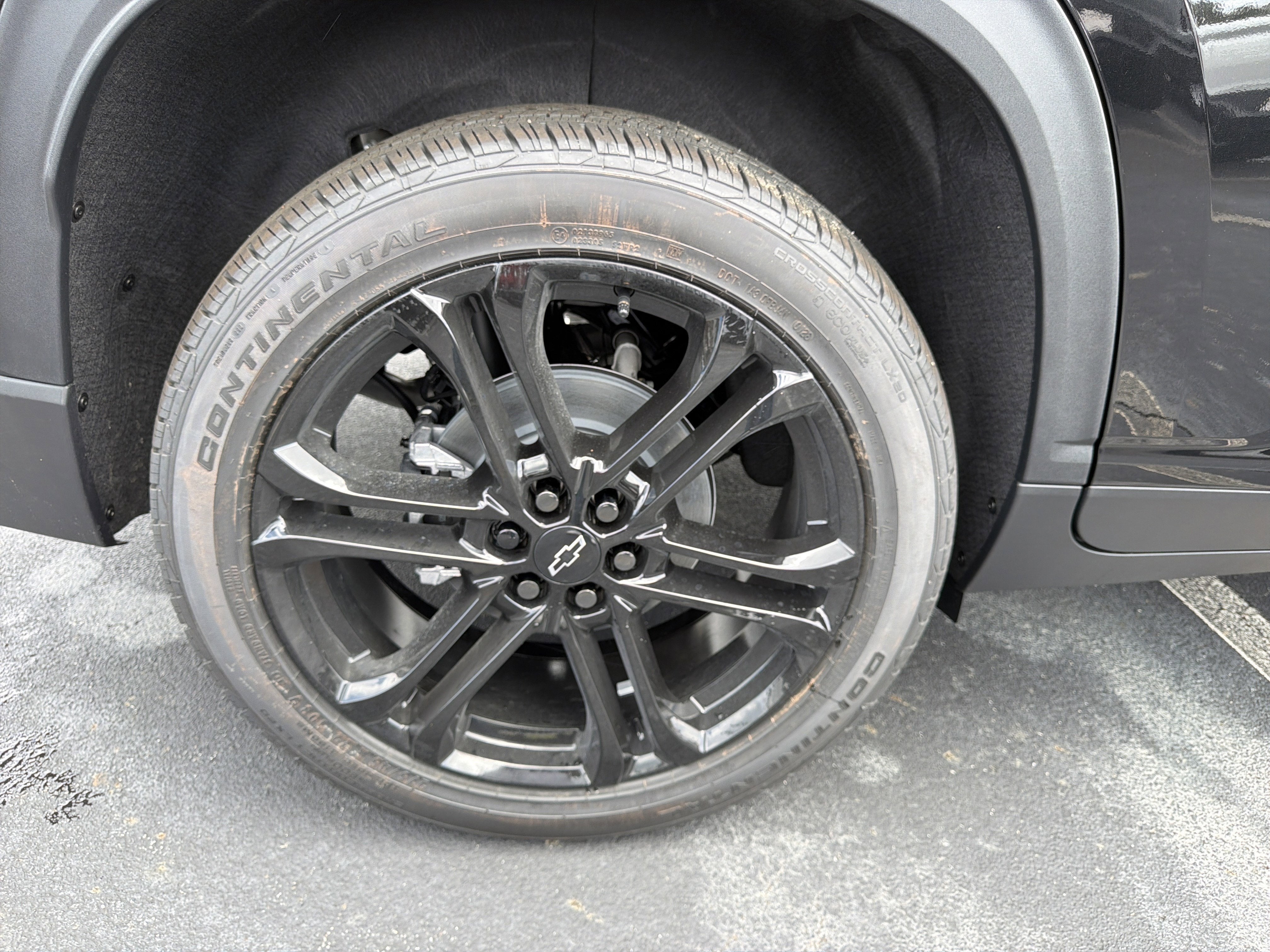 2026 Chevrolet Traverse FWD LT