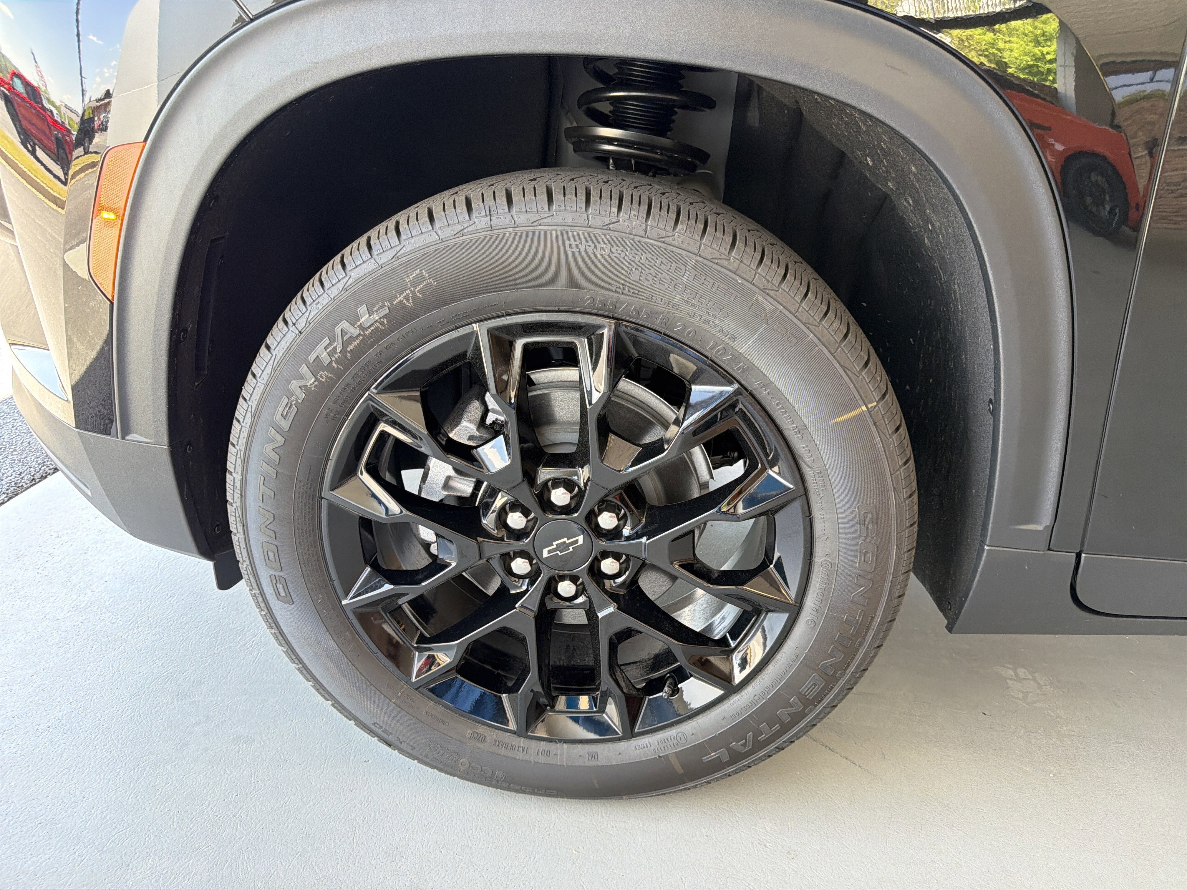 2026 Chevrolet Traverse FWD LT