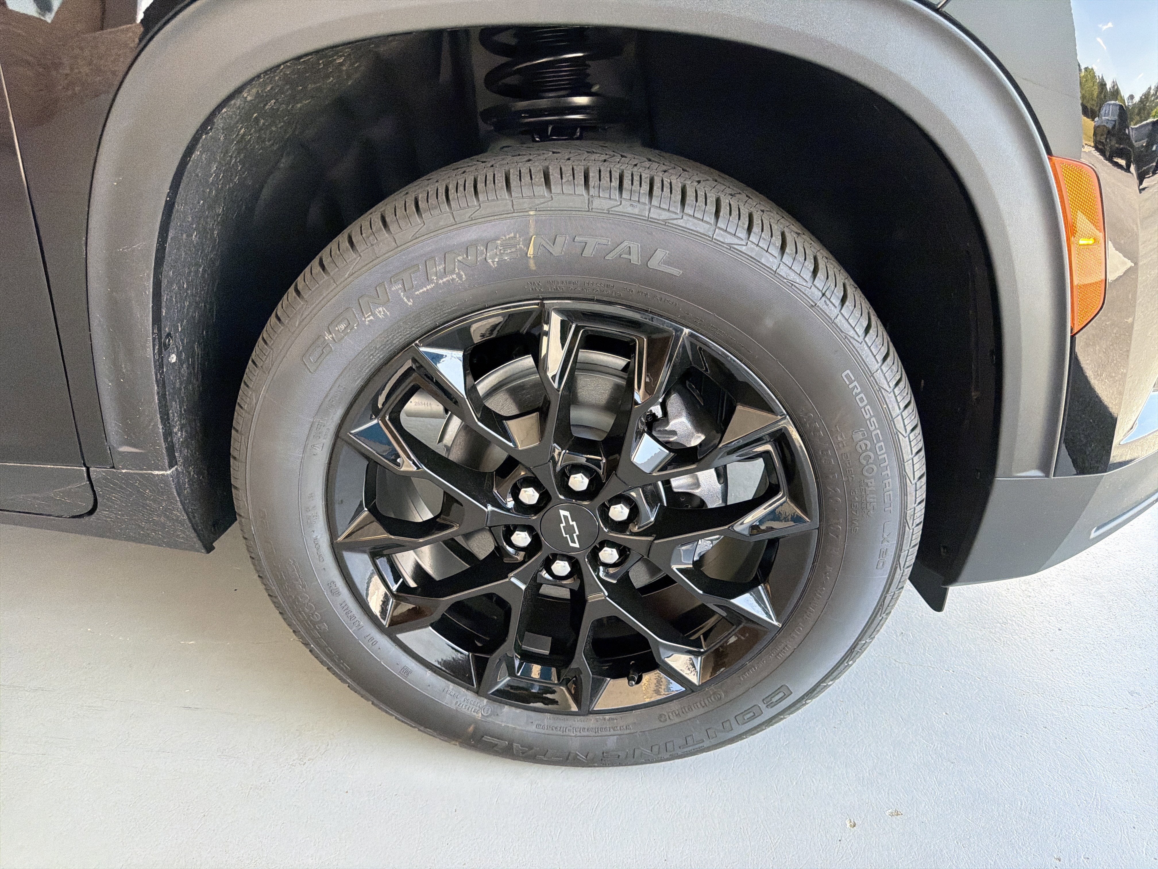 2026 Chevrolet Traverse FWD LT