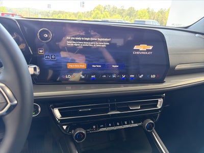 2026 Chevrolet Traverse FWD LT