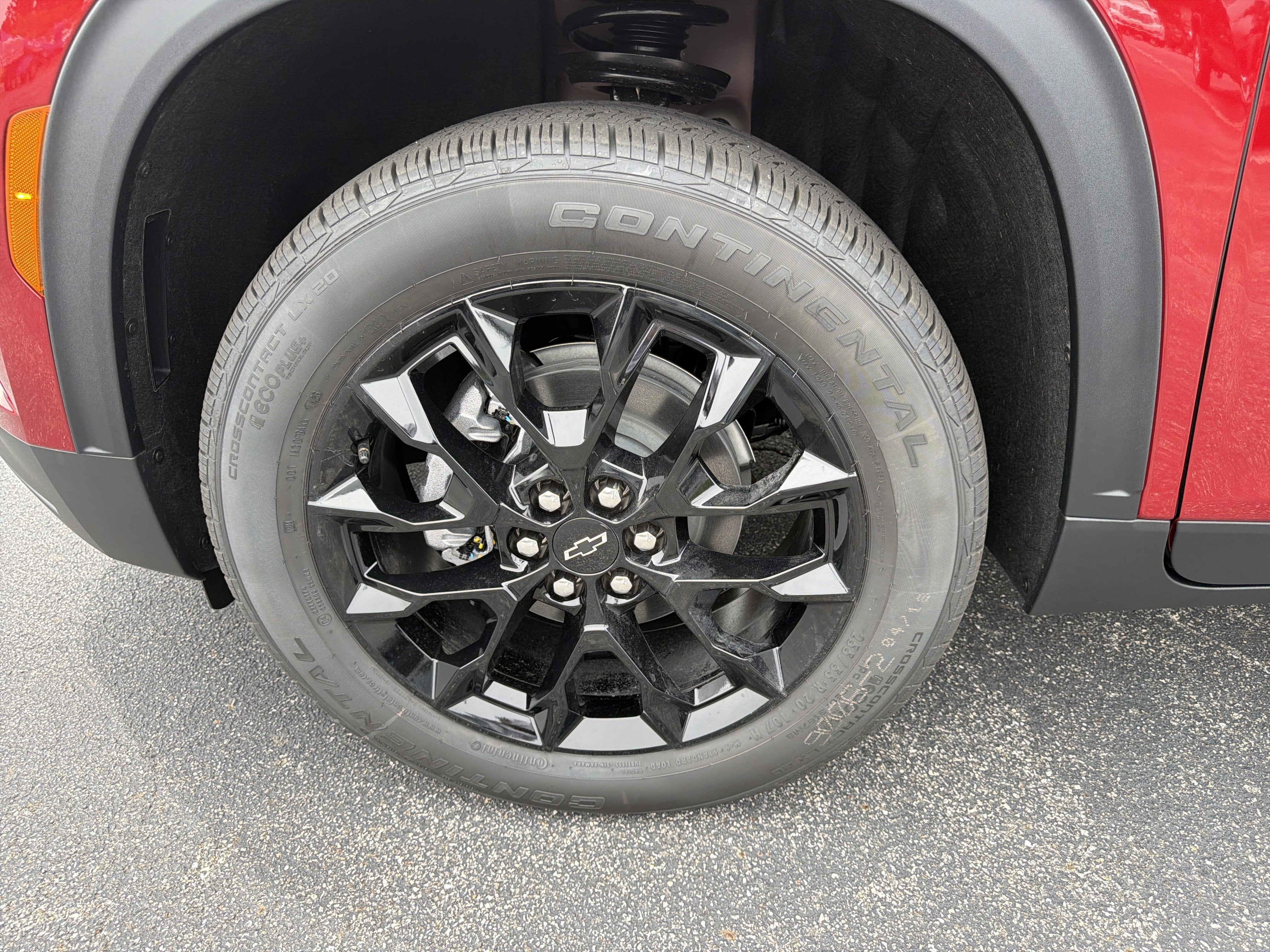 2026 Chevrolet Traverse FWD LT