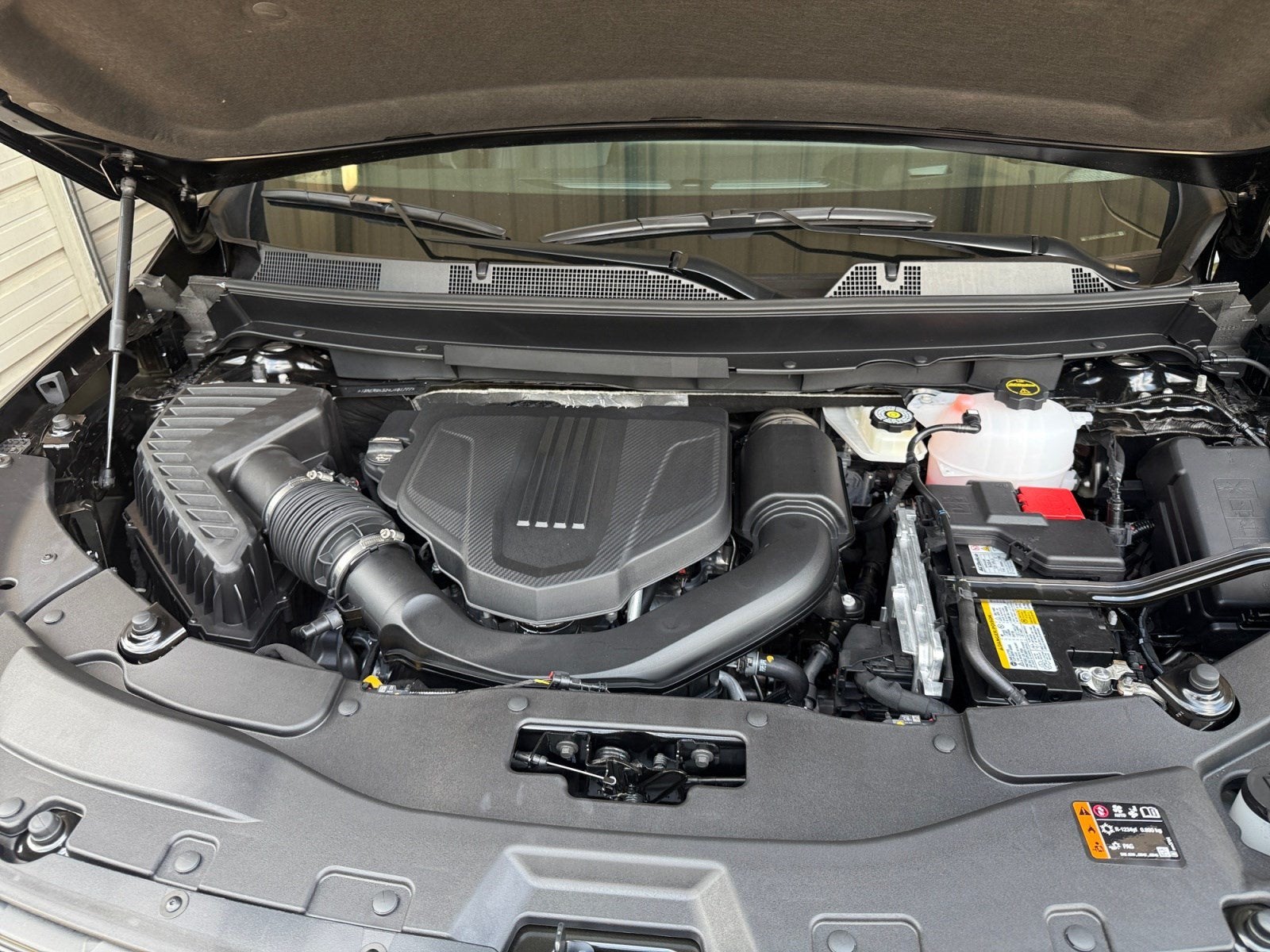 2027 Chevrolet Traverse FWD LT