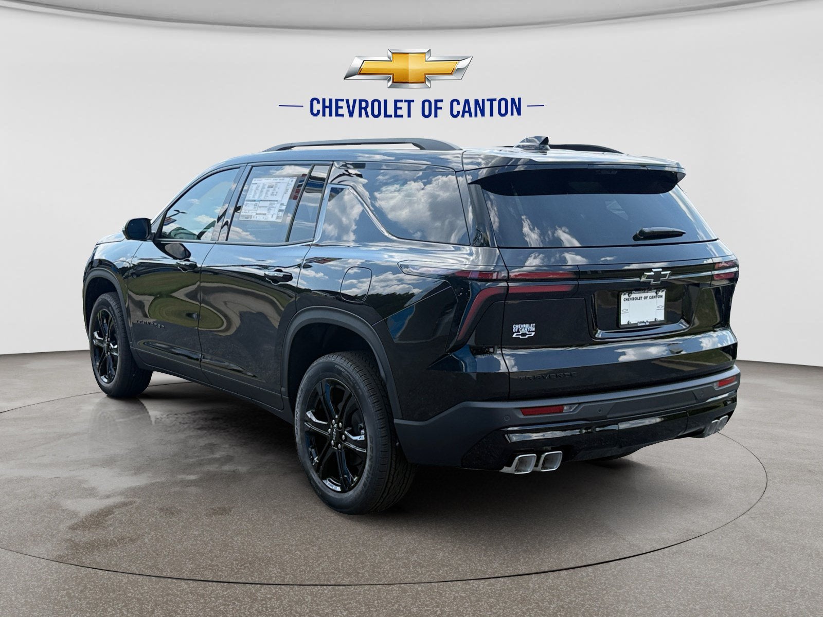 2027 Chevrolet Traverse FWD LT