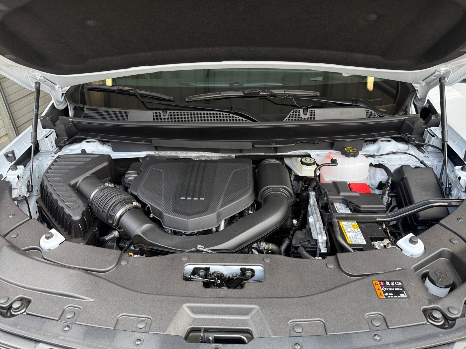 2027 Chevrolet Traverse FWD LT