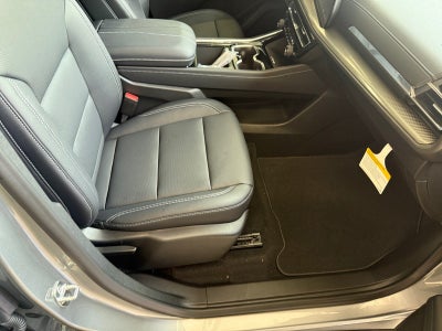 2027 Chevrolet Traverse FWD LT